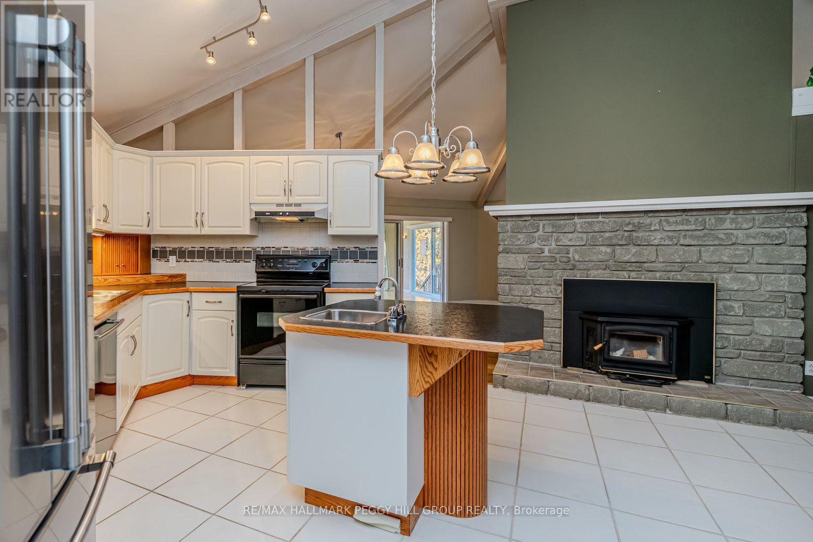 1564 Honey Harbour Road, Georgian Bay (Baxter), Ontario  L0K 1S0 - Photo 6 - X13561394