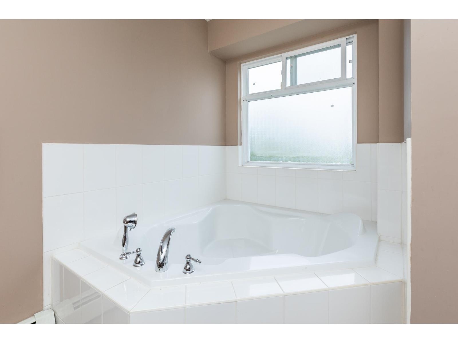 3415 Nightingale Drive, Abbotsford, British Columbia  V2T 5W3 - Photo 19 - R3145793