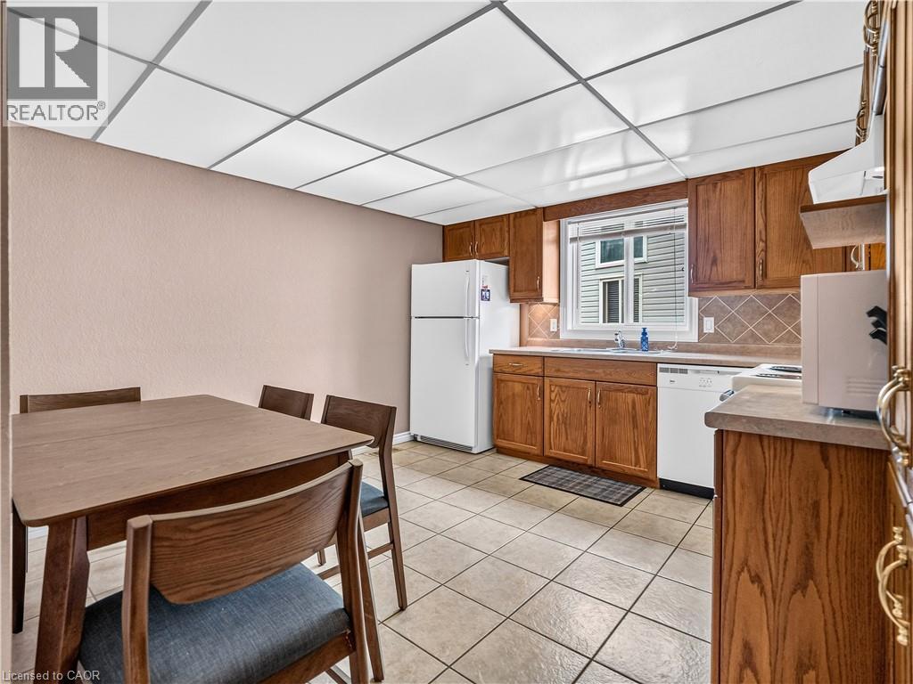 4279 Southerland Court, Niagara Falls, Ontario  L2G 7W4 - Photo 13 - 40846372