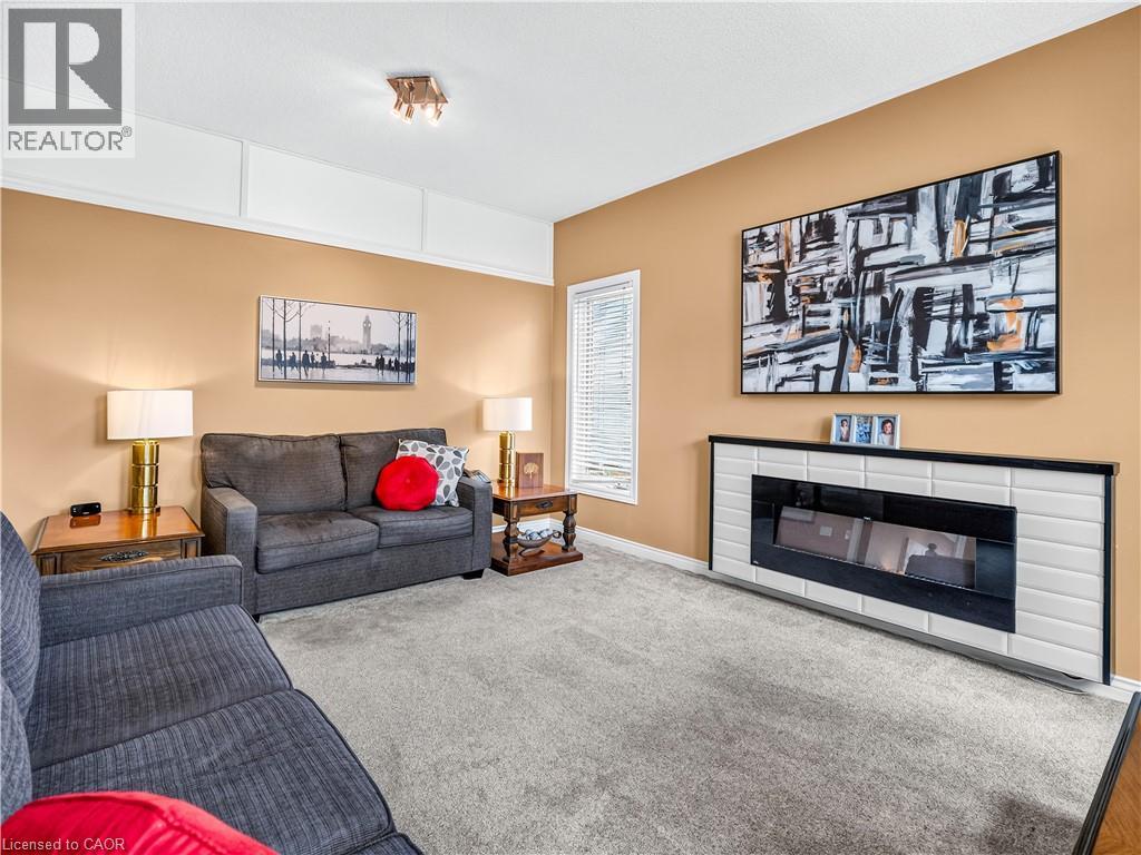 4279 Southerland Court, Niagara Falls, Ontario  L2G 7W4 - Photo 8 - 40846372