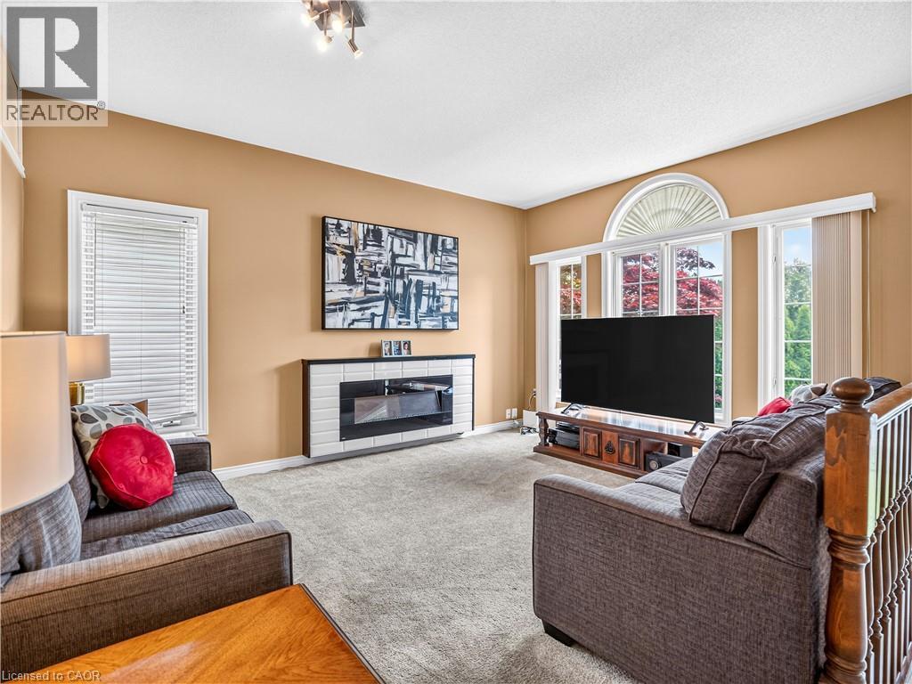 4279 Southerland Court, Niagara Falls, Ontario  L2G 7W4 - Photo 7 - 40846372