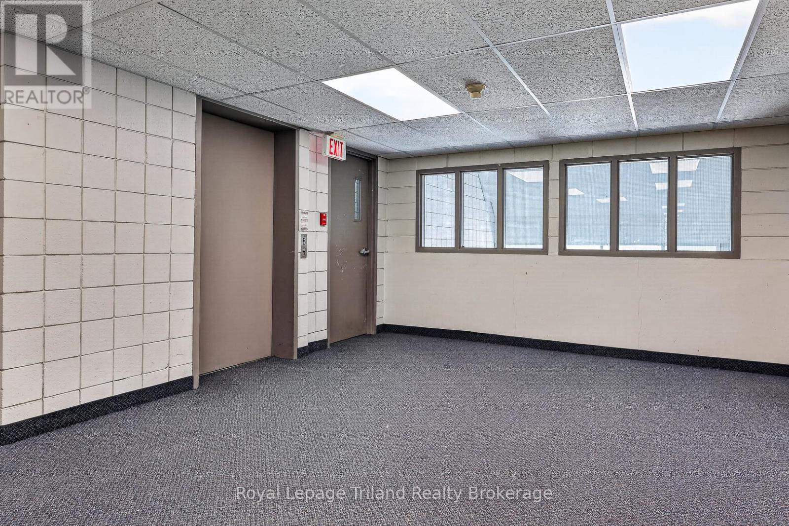 210 - 159 Ferguson Drive, Woodstock, Ontario  N4V 1A9 - Photo 5 - X13130378