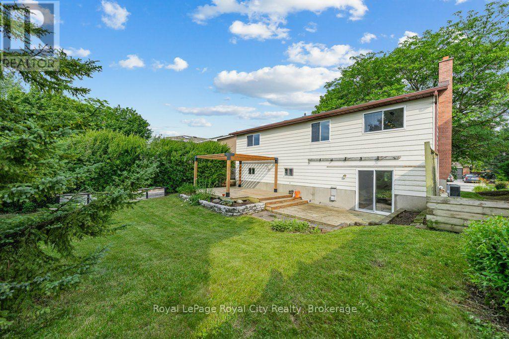 18 Springdale Boulevard, Guelph, Ontario  N1H 6X5 - Photo 40 - X13561460
