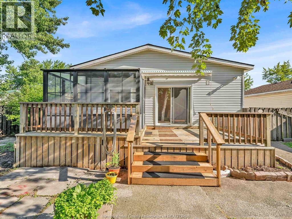 1 Spruce Street, Mcgregor, Ontario  N0R 1J0 - Photo 34 - 26016639