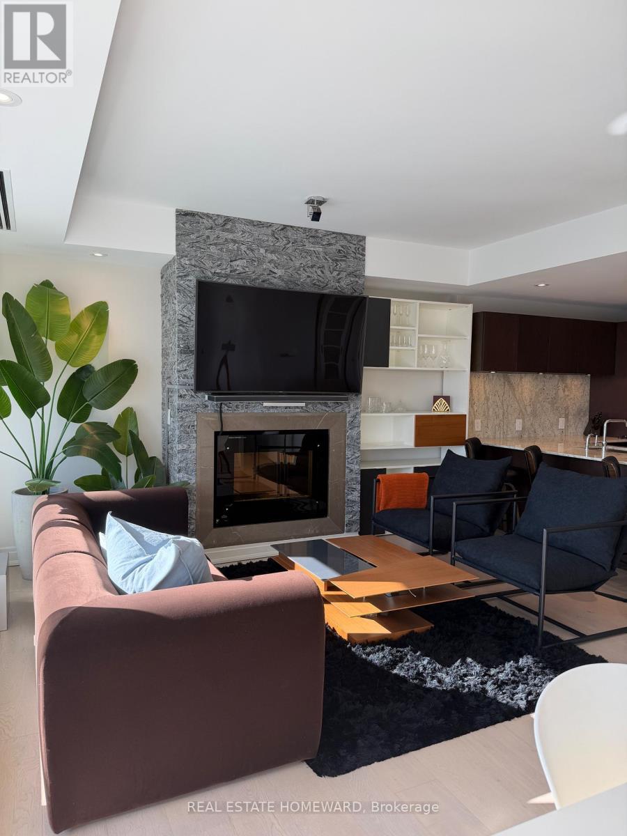 4803 - 180 University Avenue, Toronto, Ontario M5H 0A2 - Photo 2 - C13561546
