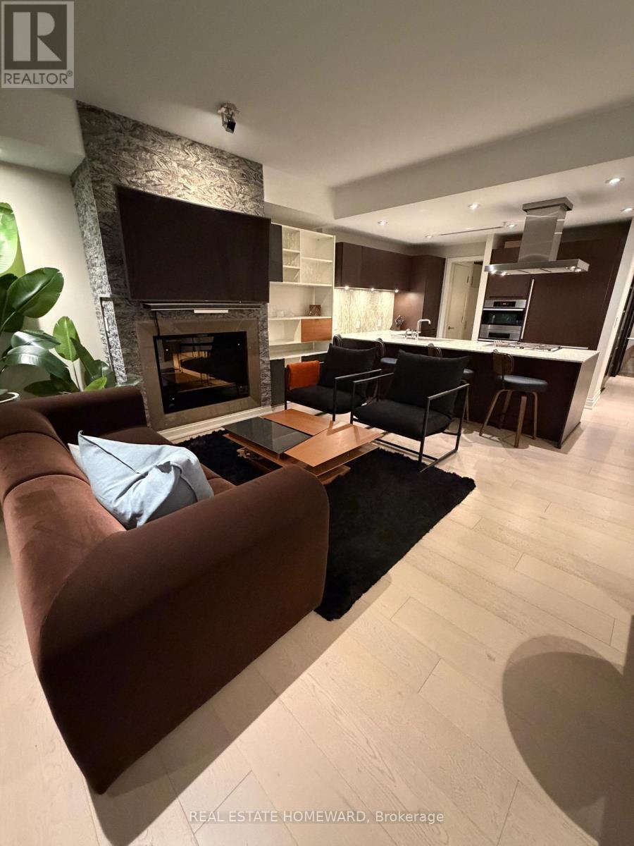 4803 - 180 University Avenue, Toronto, Ontario M5H 0A2 - Photo 5 - C13561546