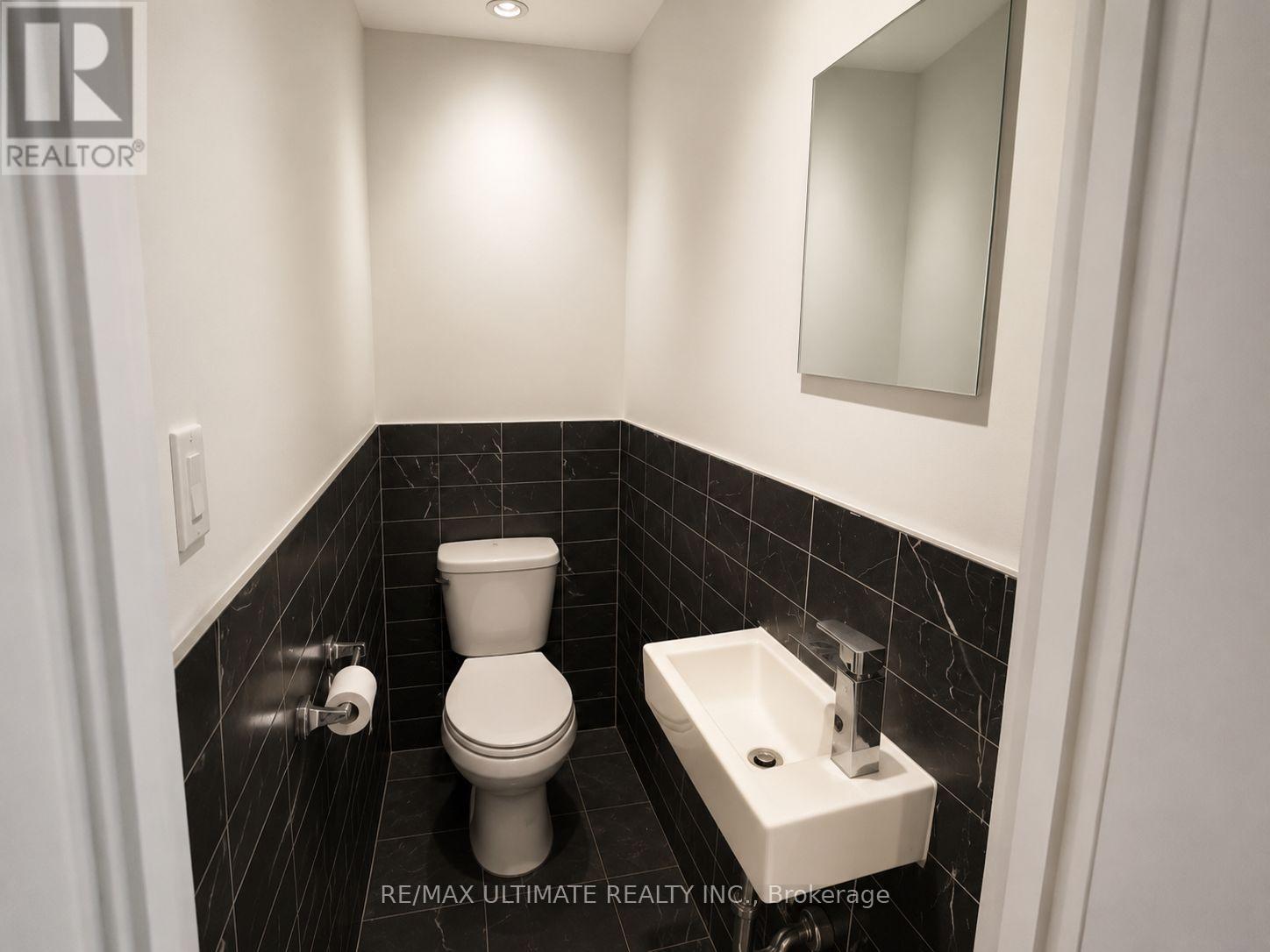 3rd Floor - 116 Dundas Street W, Toronto, Ontario  M5G 1C3 - Photo 9 - C13561718