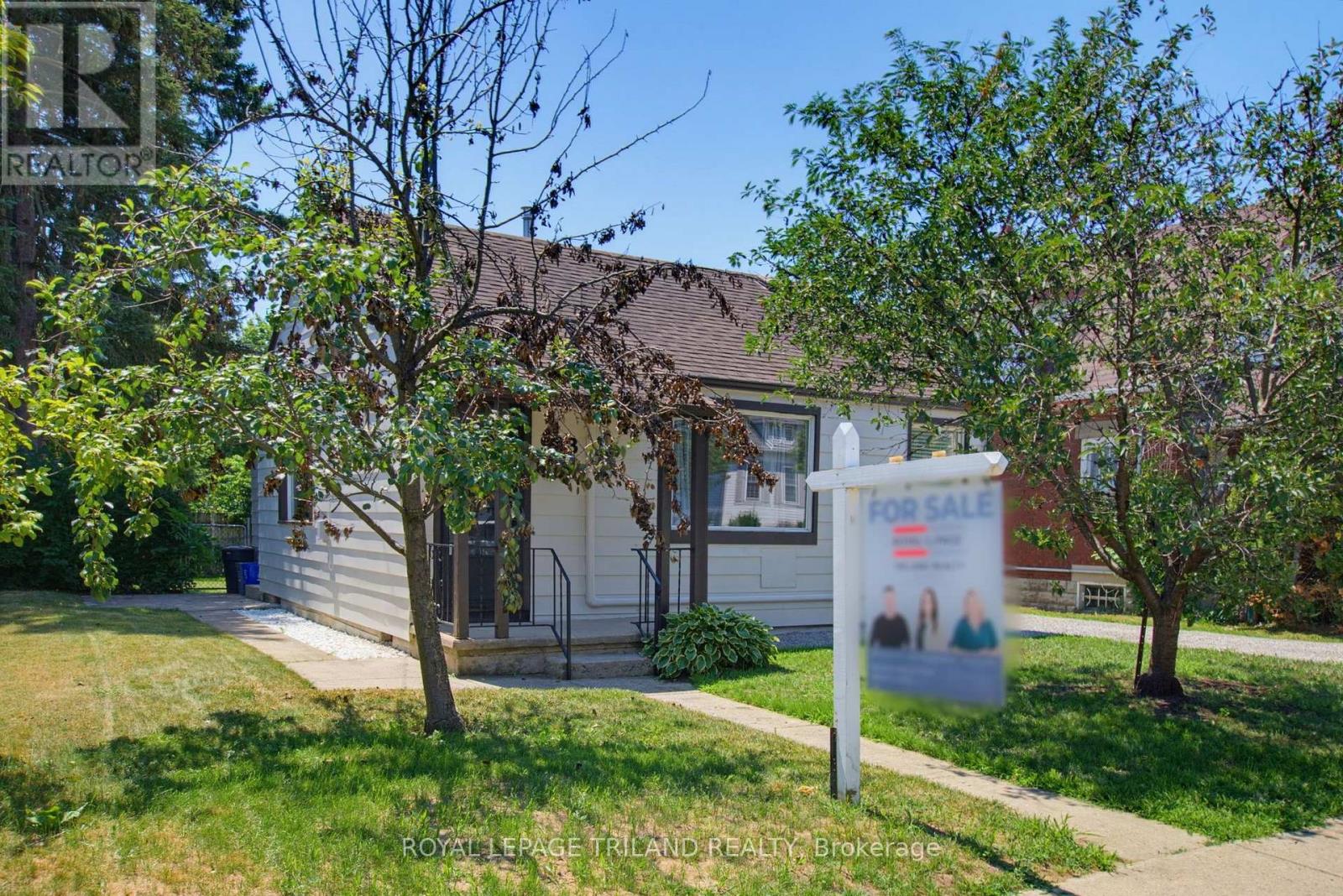 903 Trafalgar Street N, London East, Ontario  N5Z 1G1 - Photo 2 - X13561424