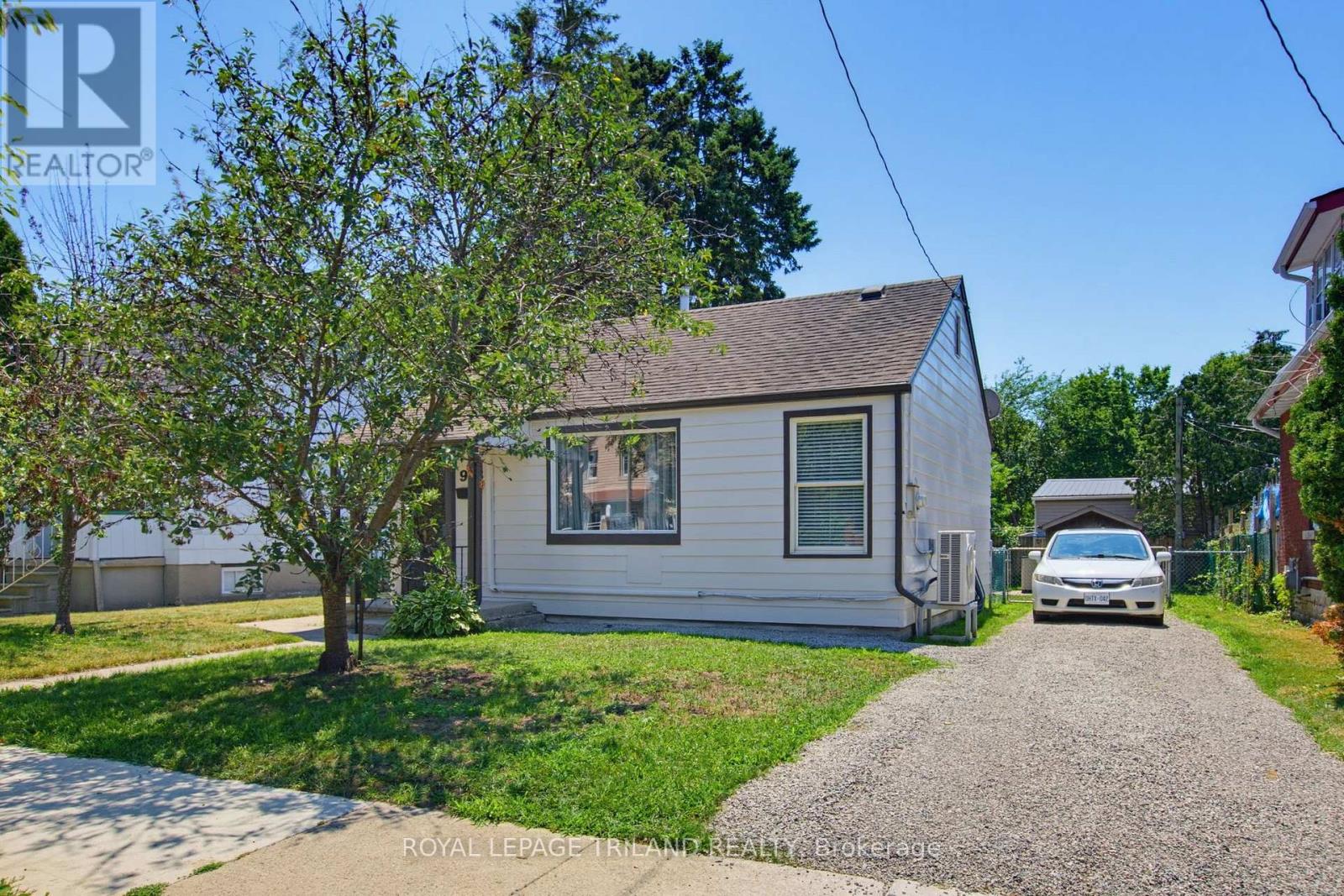 903 Trafalgar Street N, London East, Ontario  N5Z 1G1 - Photo 3 - X13561424