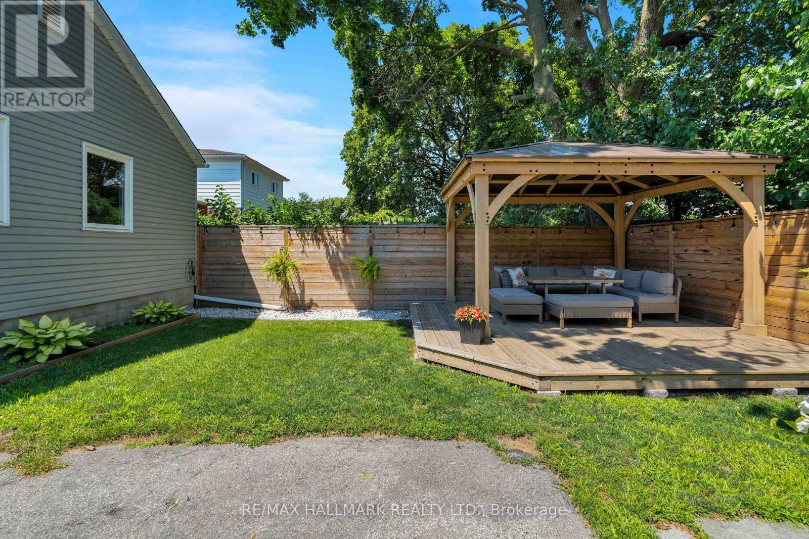 49 Binswood Avenue, Toronto, Ontario M4C 3N6 - Photo 45 - E13561512
