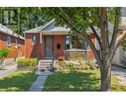 49 BINSWOOD AVENUE, Toronto, Ontario