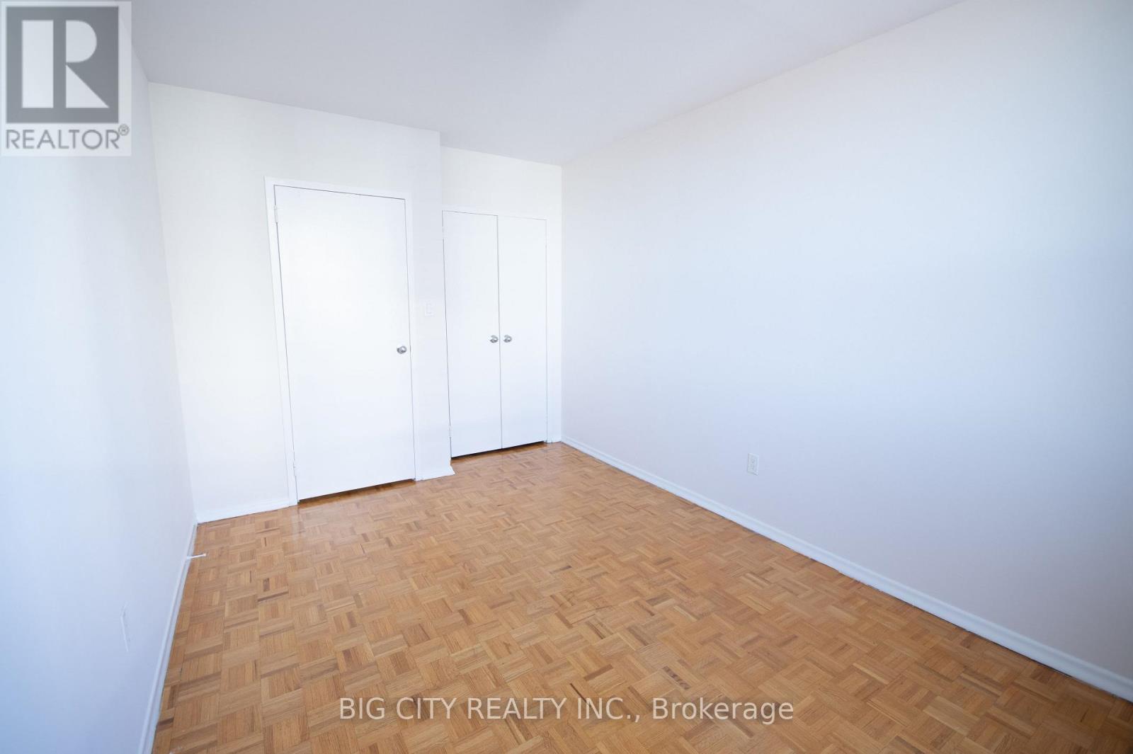 7 - 70 CAMBRIDGE AVENUE - Photo 4