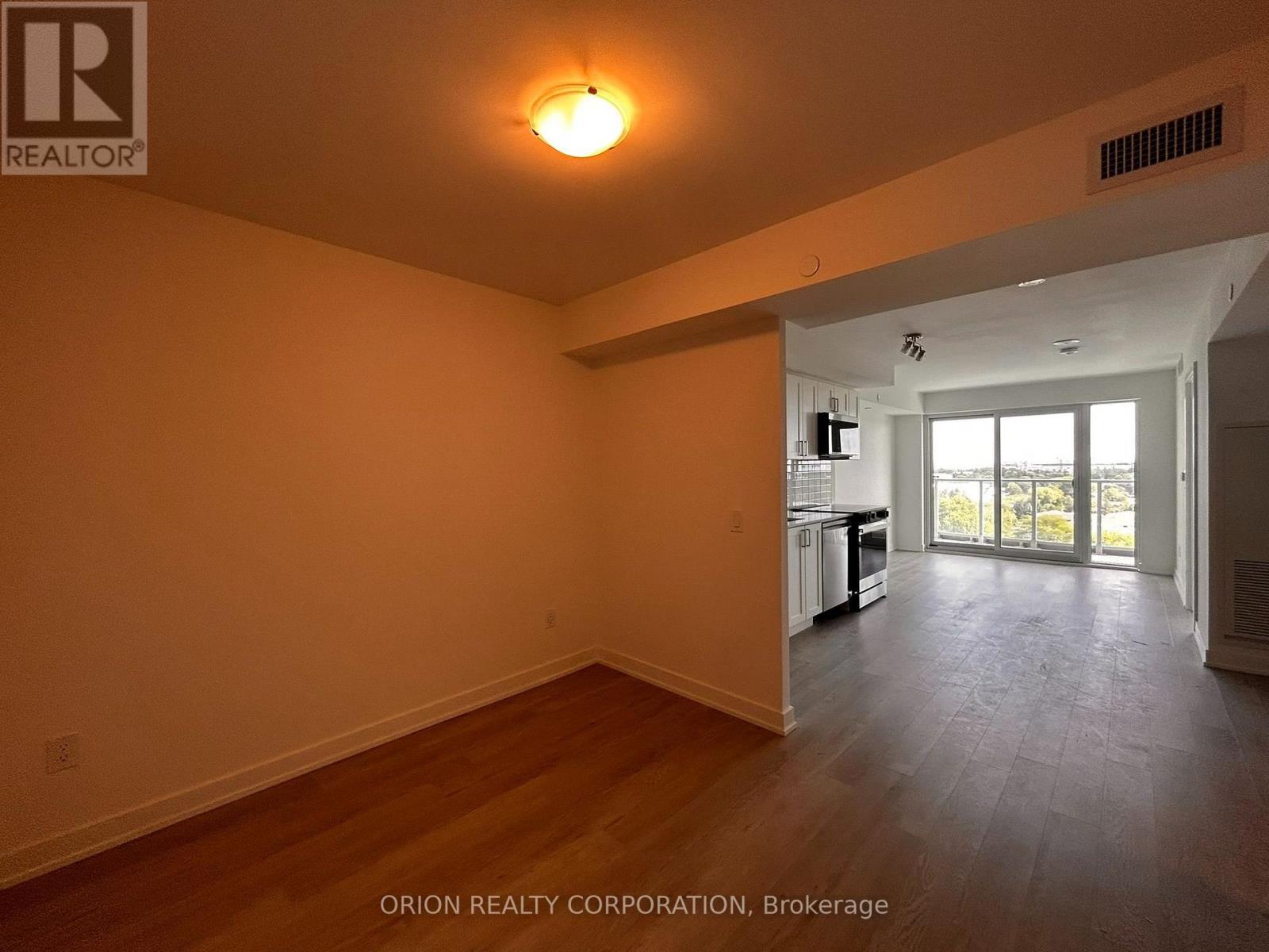1007 - 1010 Sandy Beach Road, Pickering, Ontario  L1W 0C7 - Photo 7 - E13561732