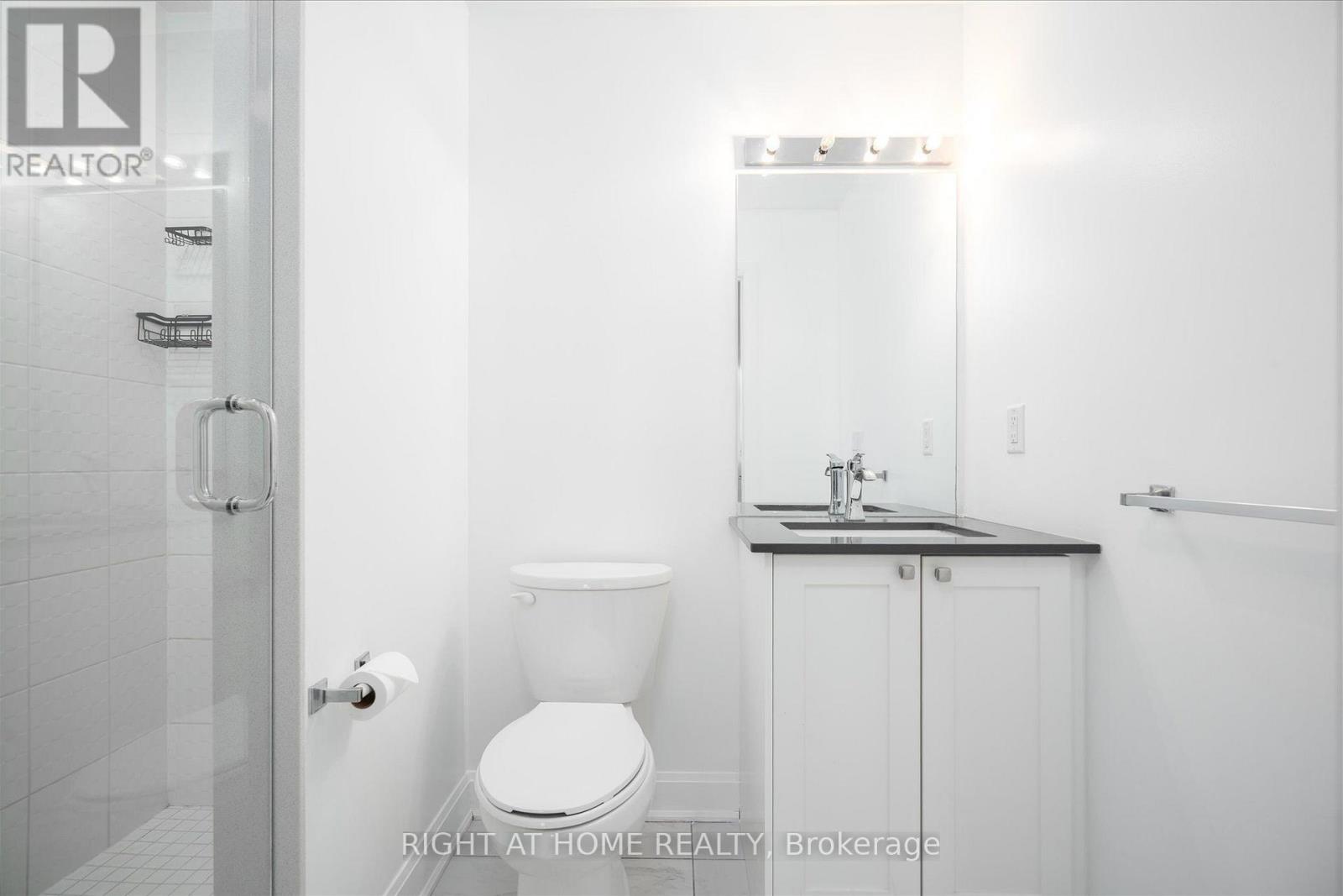 321 - 50 Lakebreeze Drive, Clarington, Ontario  L1B 0V9 - Photo 13 - E13561754