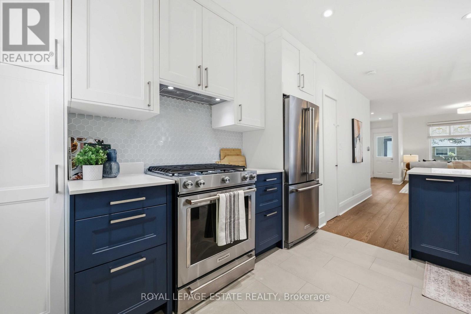 6 Firstbrooke Road, Toronto, Ontario  M4E 2L1 - Photo 13 - E13561772