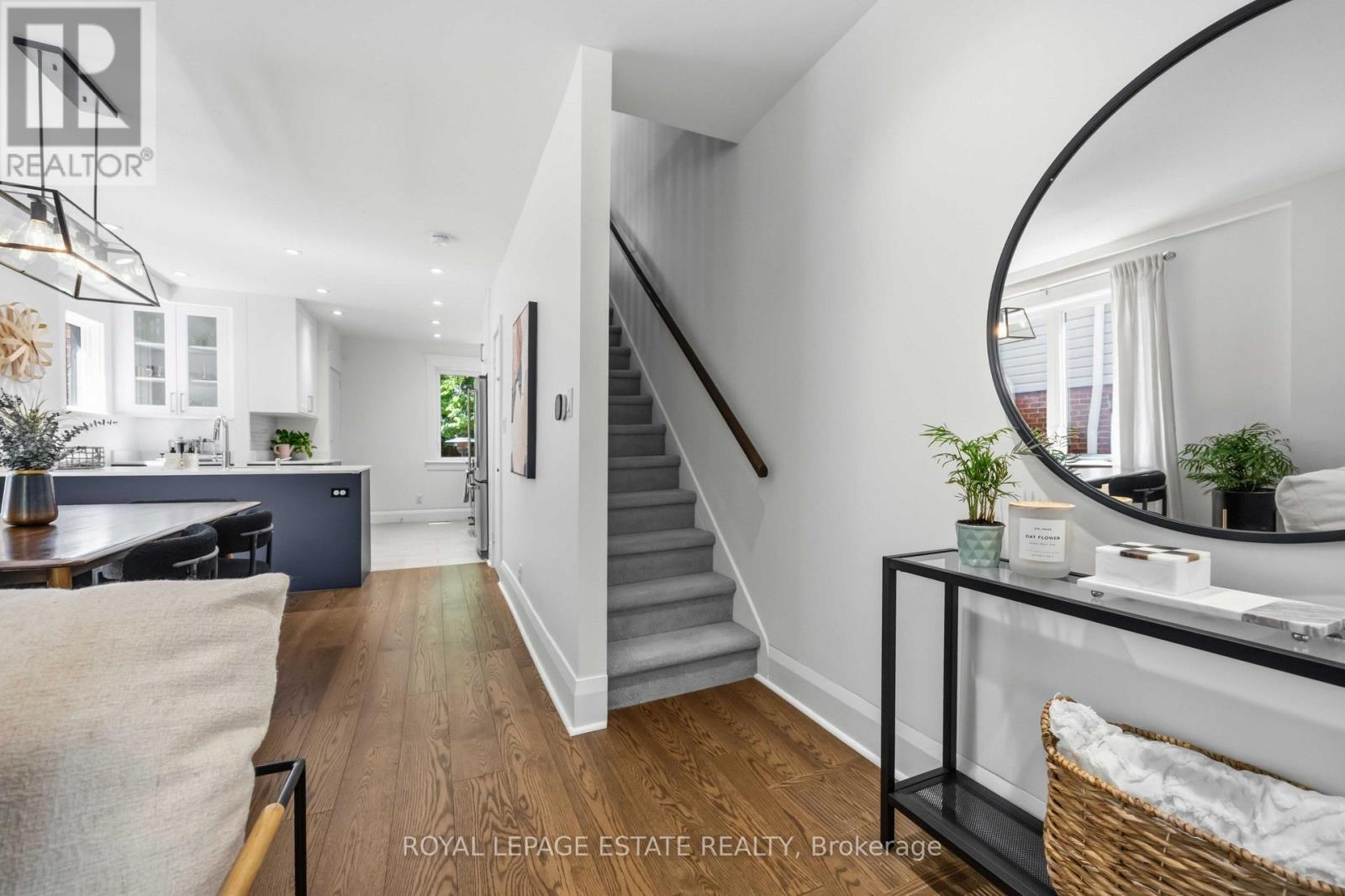 6 Firstbrooke Road, Toronto, Ontario  M4E 2L1 - Photo 15 - E13561772