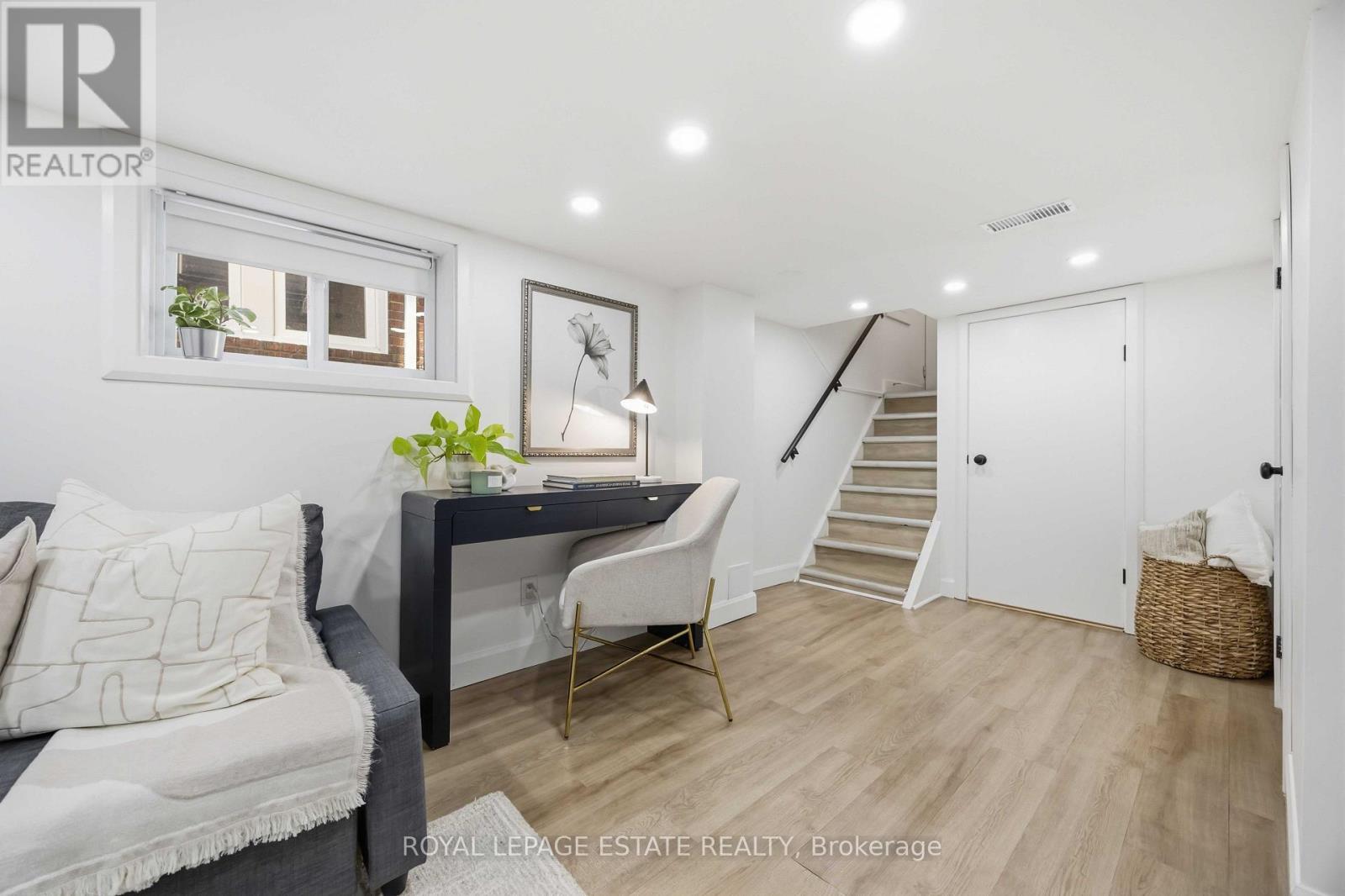 6 Firstbrooke Road, Toronto, Ontario  M4E 2L1 - Photo 24 - E13561772
