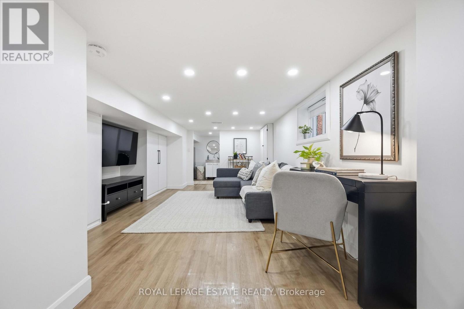 6 Firstbrooke Road, Toronto, Ontario  M4E 2L1 - Photo 25 - E13561772