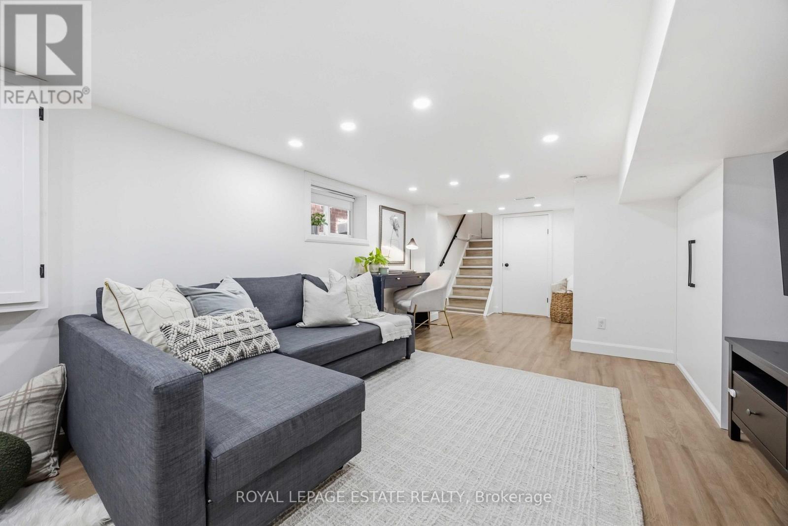 6 Firstbrooke Road, Toronto, Ontario  M4E 2L1 - Photo 27 - E13561772