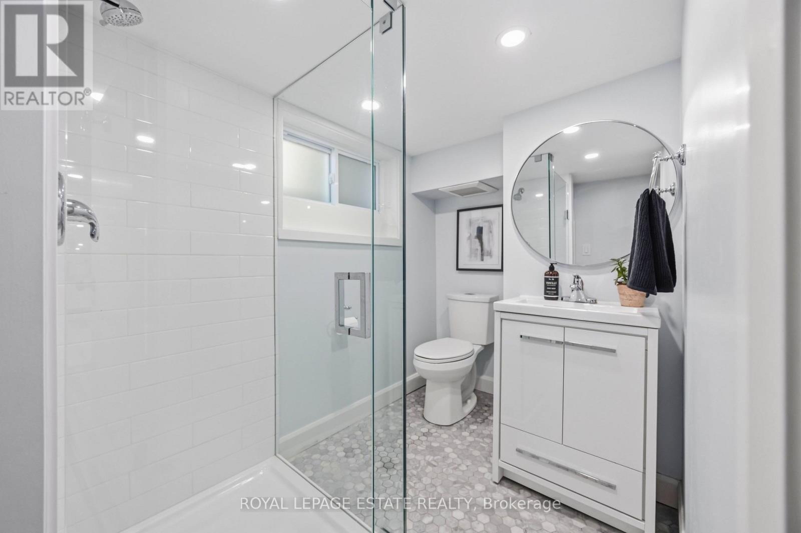 6 Firstbrooke Road, Toronto, Ontario  M4E 2L1 - Photo 29 - E13561772