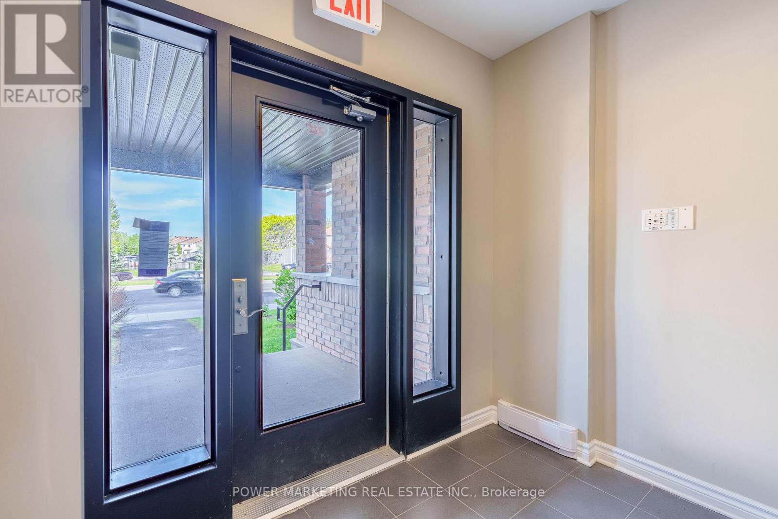 8 - 2240 Tenth Line Road, Ottawa, Ontario  K4A 0X7 - Photo 4 - X13561548