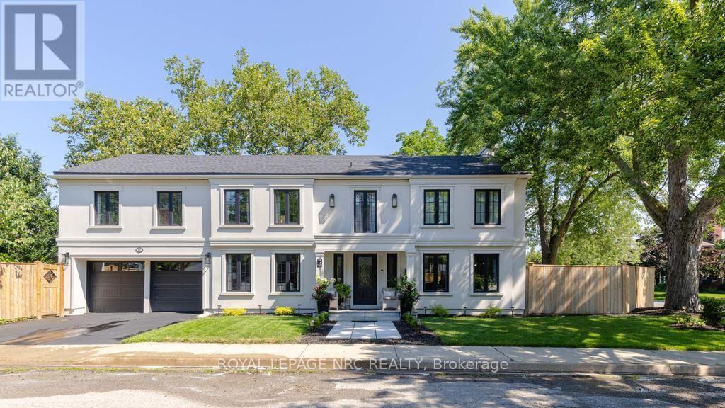 15 Wychwood Road, St. Catharines, Ontario  L2R 3S1 - Photo 3 - X13561520