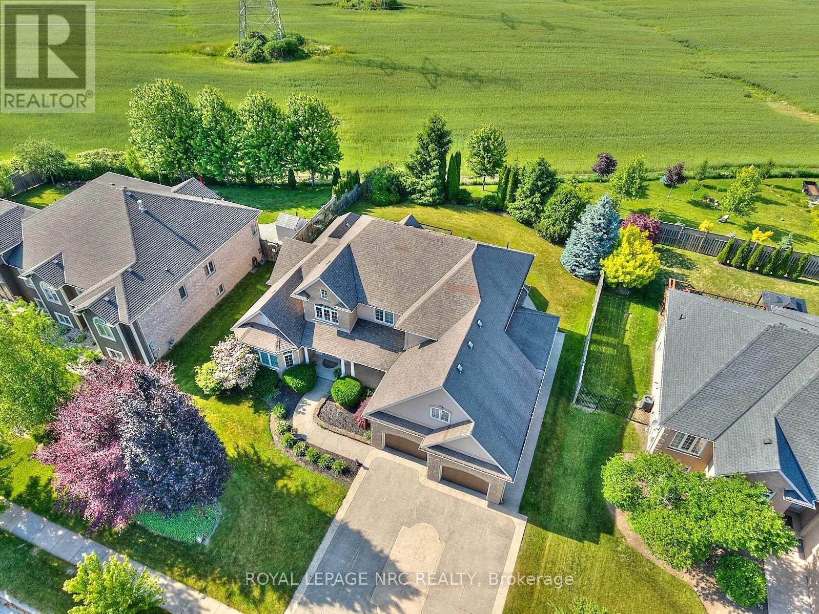 7995 Cathedral Drive, Niagara Falls, Ontario  L2H 2Z2 - Photo 3 - X13561600