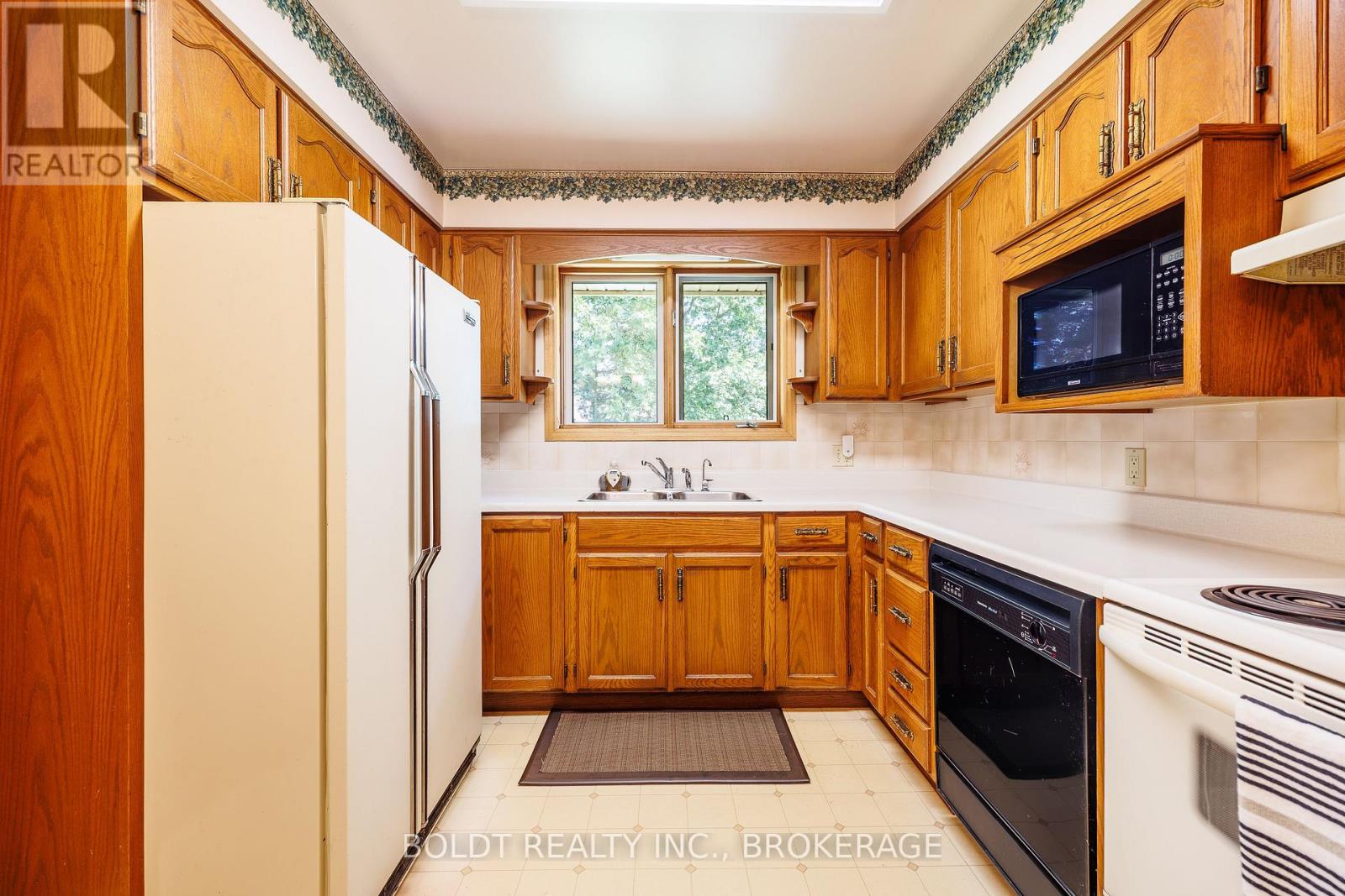 620 Scott Street, St. Catharines (Carlton/bunting), Ontario  L2M 3X8 - Photo 15 - X13561674