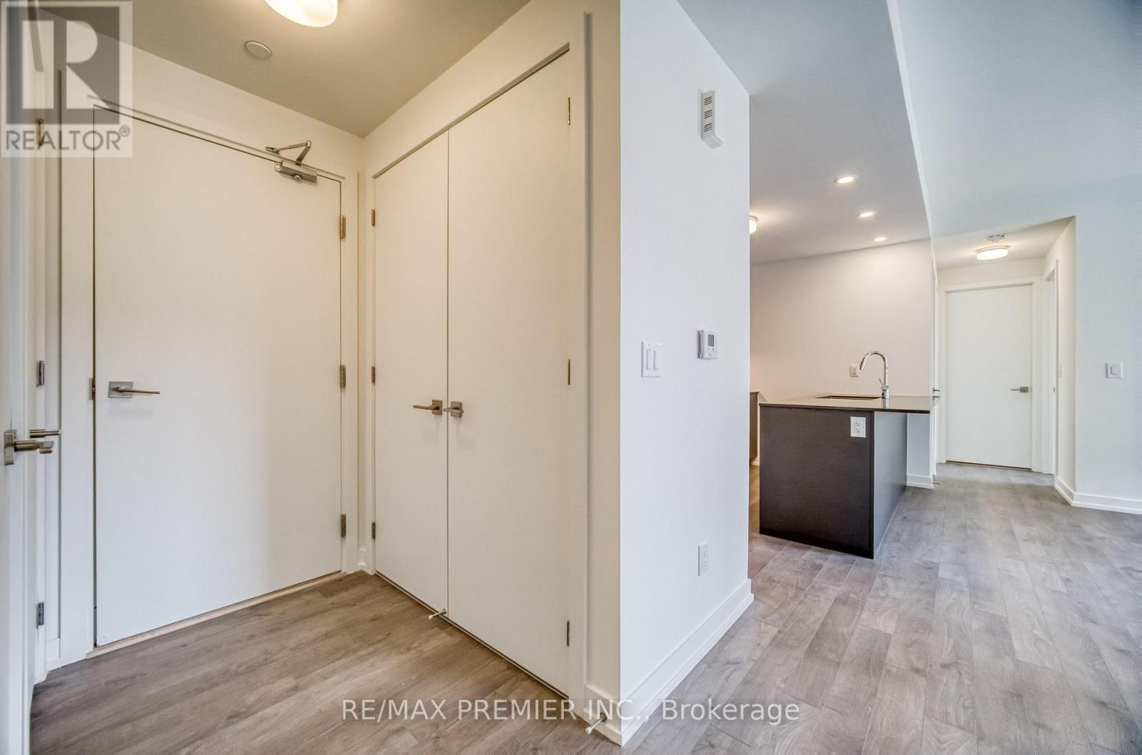 E202 - 7 Red Squirrel Lane, Richmond Hill, Ontario  L4S 0P5 - Photo 6 - N13561514