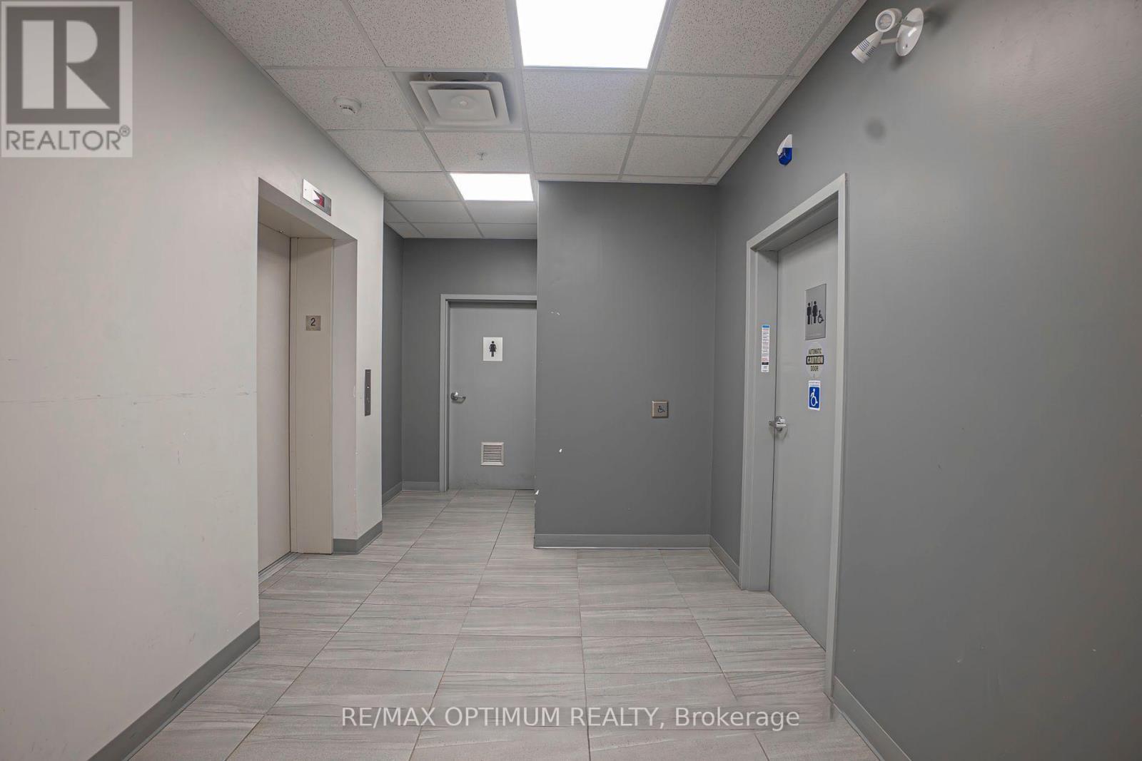 201 - 268 Derry Road W, Mississauga, Ontario L5W 0H6 - Photo 12 - W13561432