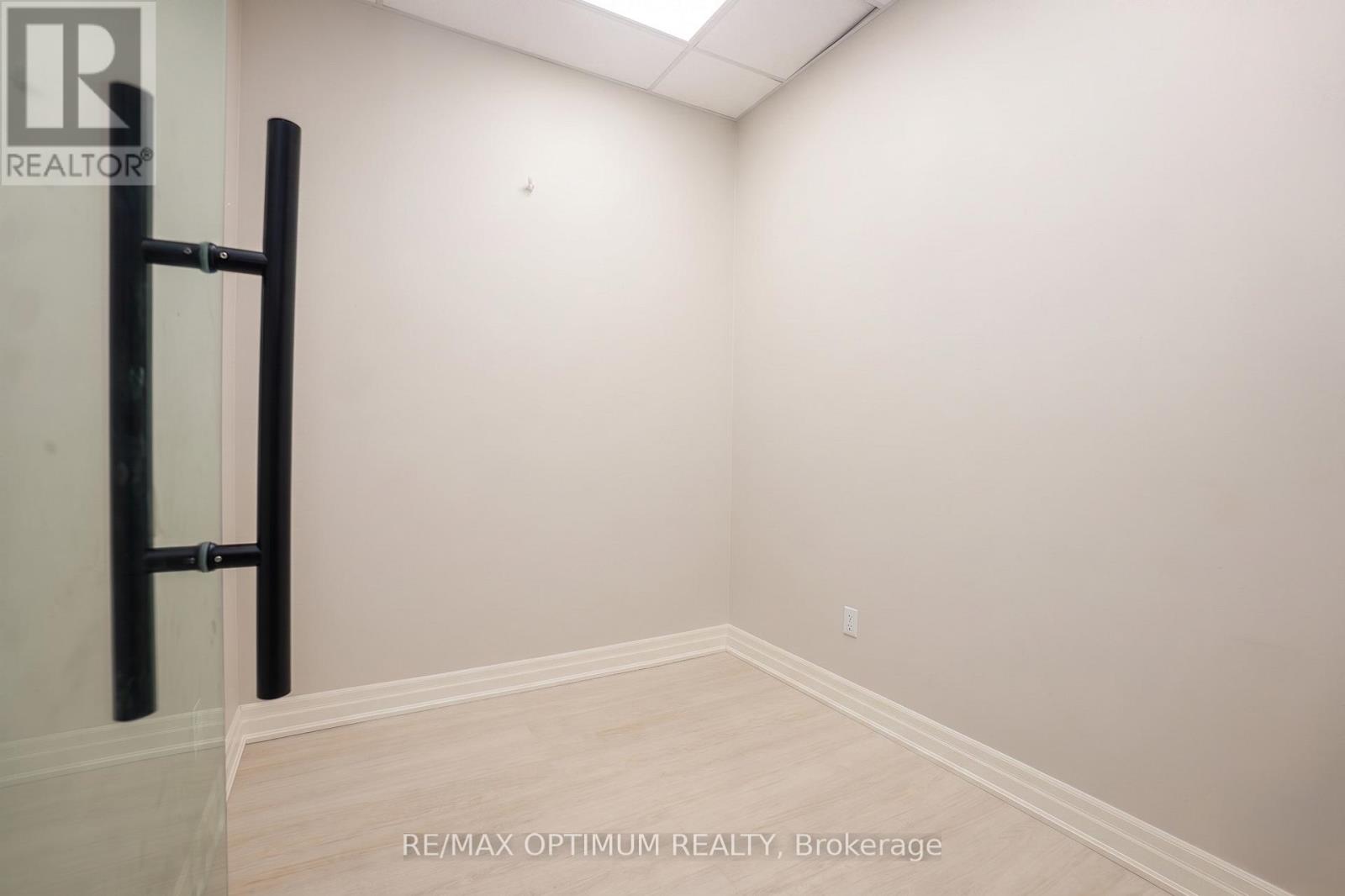 201 - 268 Derry Road W, Mississauga, Ontario L5W 0H6 - Photo 7 - W13561432