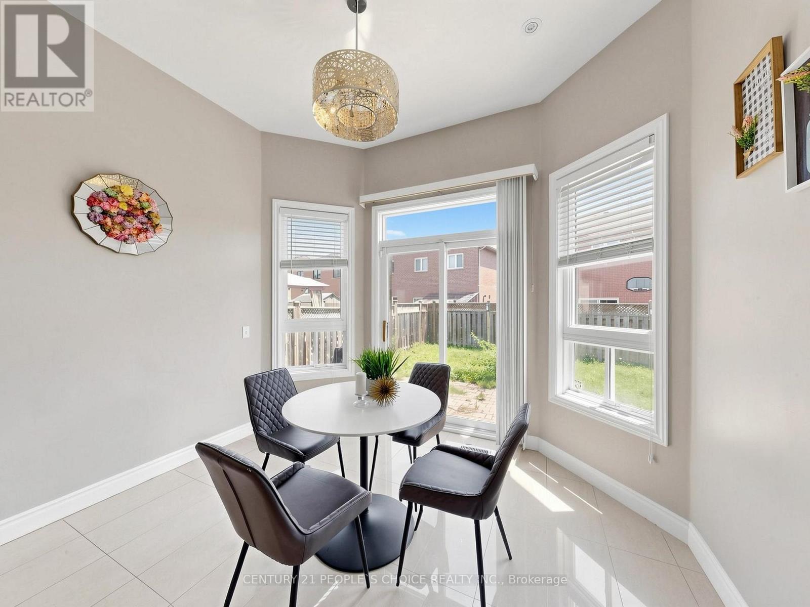 828 Khan Crescent, Mississauga, Ontario L5V 2R4 - Photo 19 - W13561596