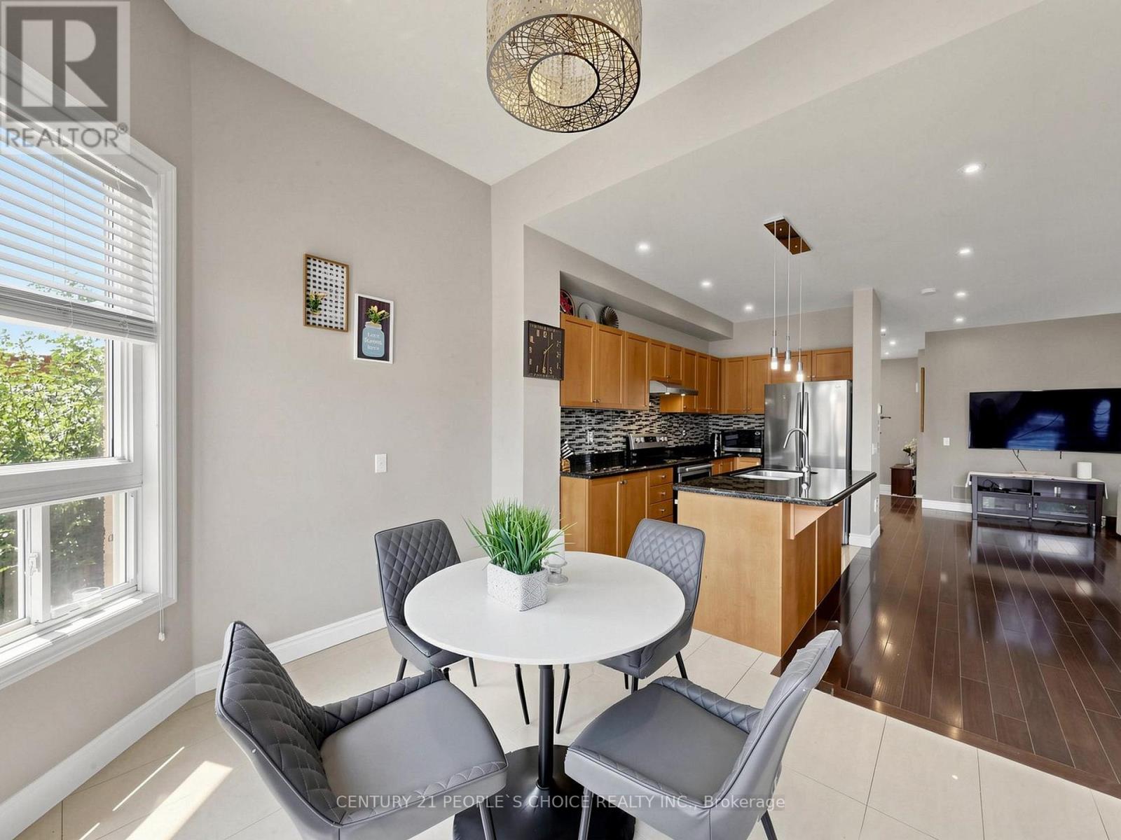 828 Khan Crescent, Mississauga, Ontario L5V 2R4 - Photo 20 - W13561596
