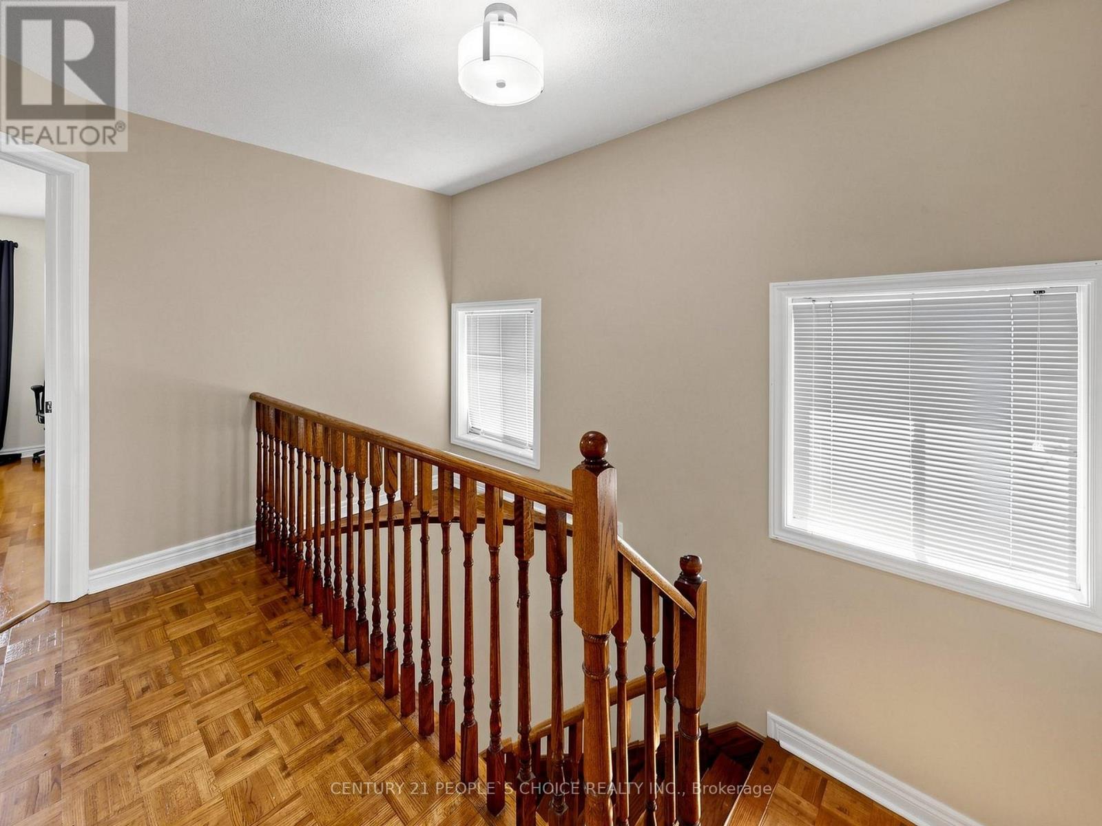 828 Khan Crescent, Mississauga, Ontario L5V 2R4 - Photo 24 - W13561596