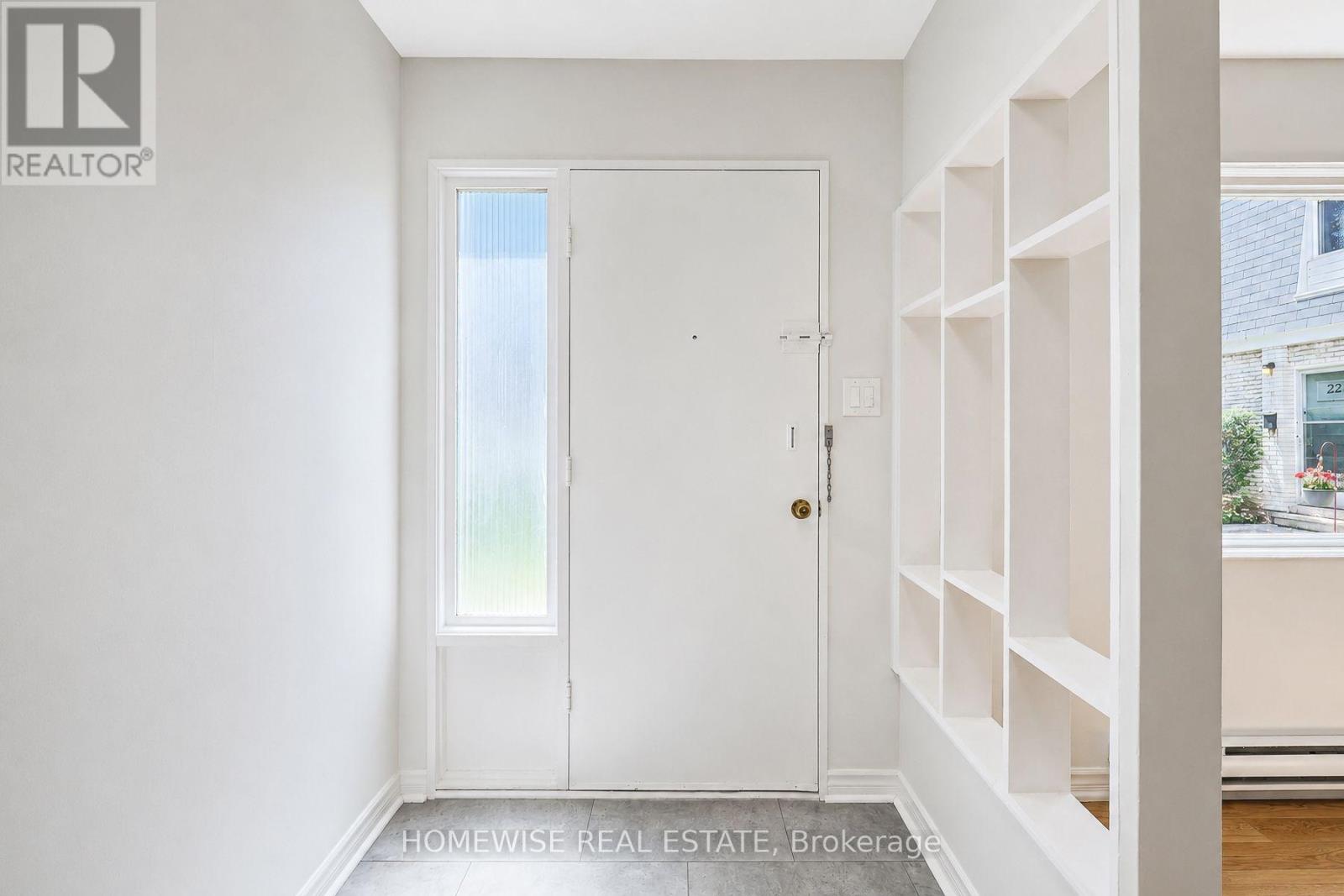 20 - 1350 Winding Trail, Mississauga, Ontario L4Y 2T8 - Photo 3 - W13561710