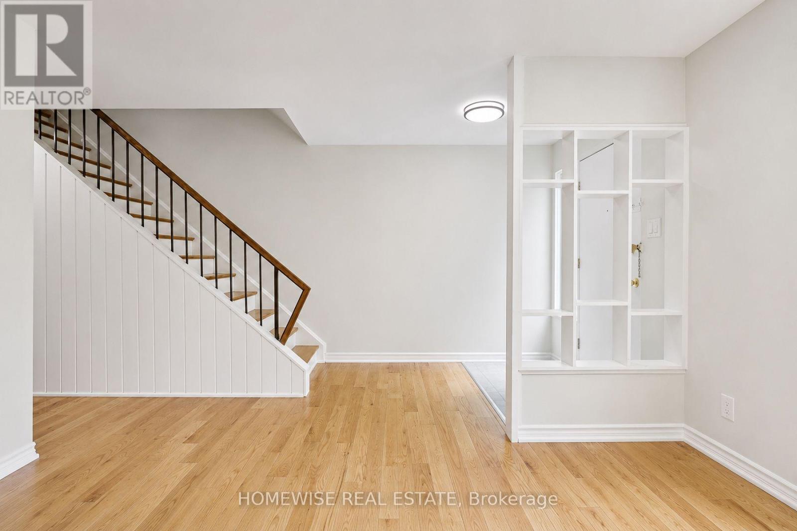 20 - 1350 Winding Trail, Mississauga, Ontario L4Y 2T8 - Photo 8 - W13561710
