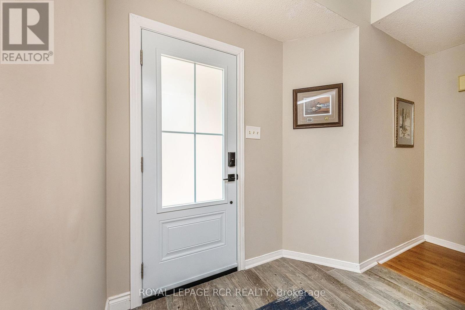 194 Lisa Marie Drive, Orangeville, Ontario  L9W 4P7 - Photo 4 - W13561752