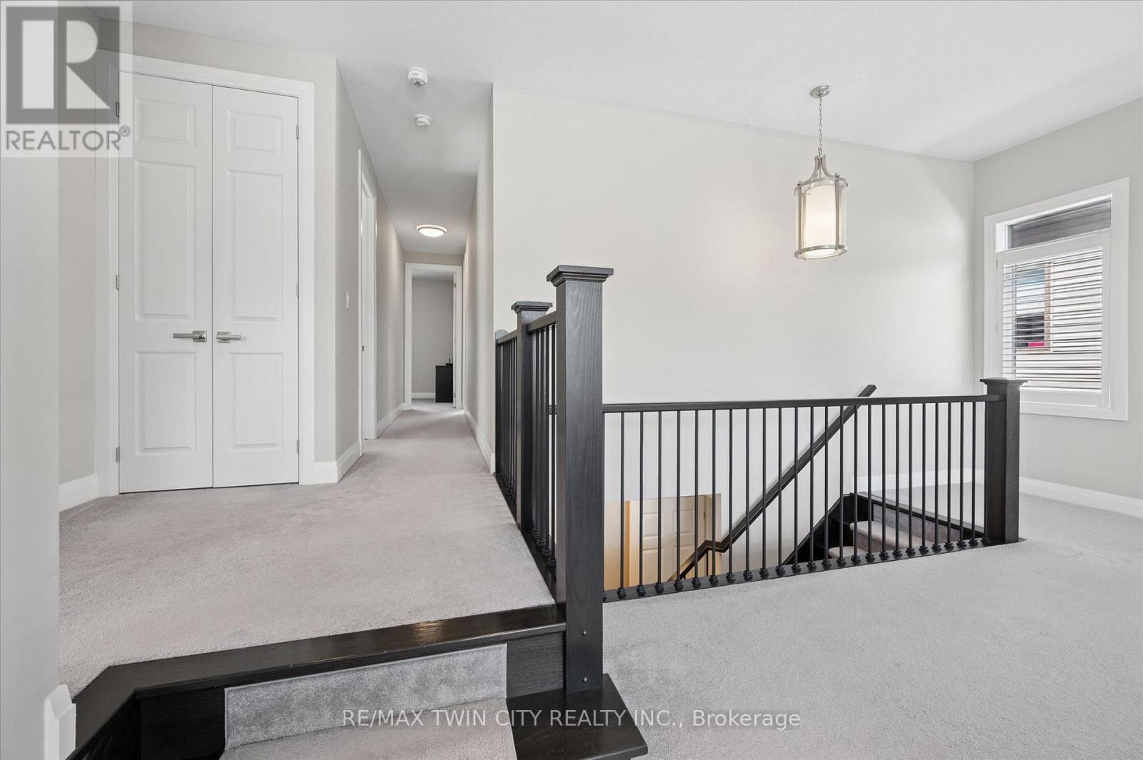 606 Pinery Trail, Waterloo, Ontario  N2V 2Y6 - Photo 28 - X13561526