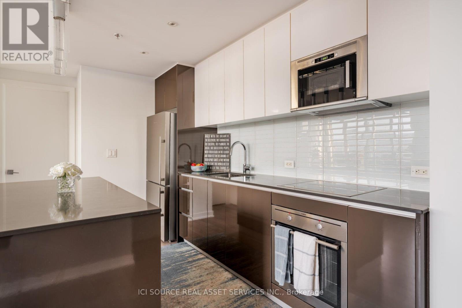 2202 - 199 Slater Street, Ottawa, Ontario  K1P 0C8 - Photo 2 - X13561622