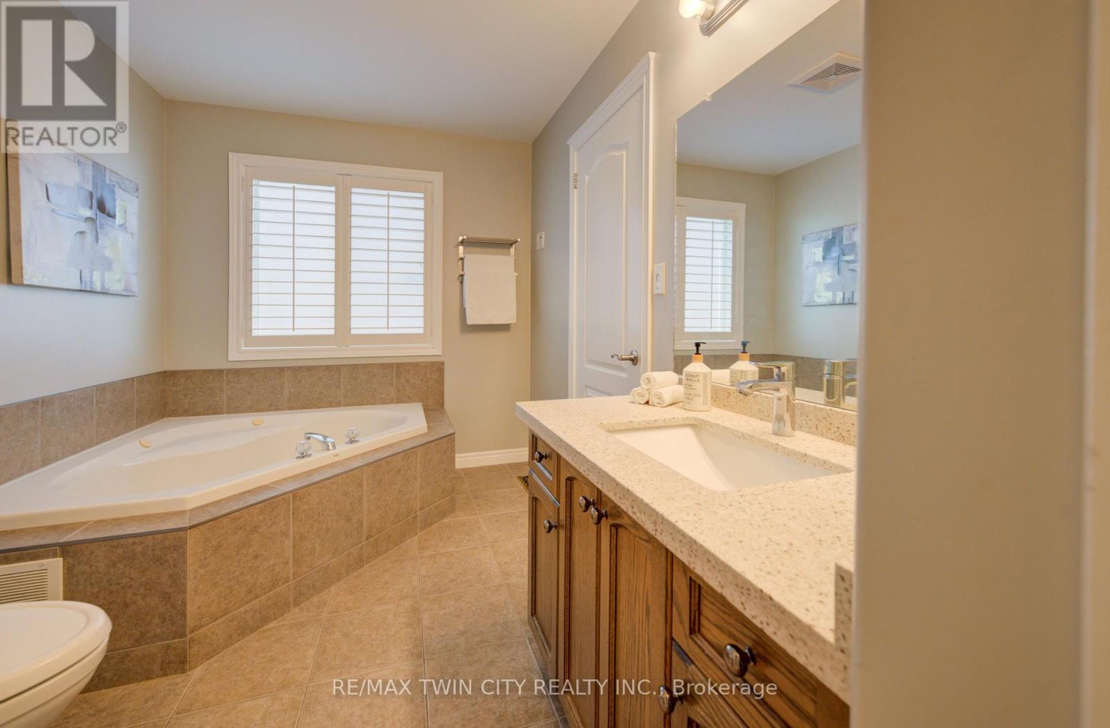 18 Cherry Avenue, West Lincoln, Ontario  L0R 2A0 - Photo 27 - X13561730