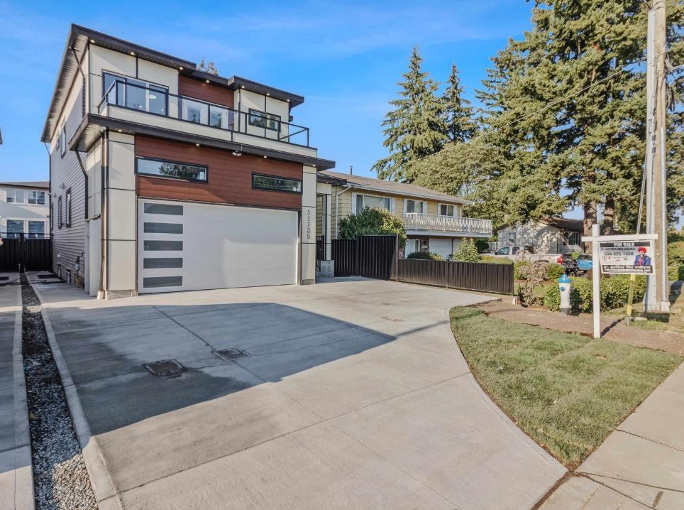32735 Marshall Road, Abbotsford, British Columbia  V2S 1J6 - Photo 5 - R3144164