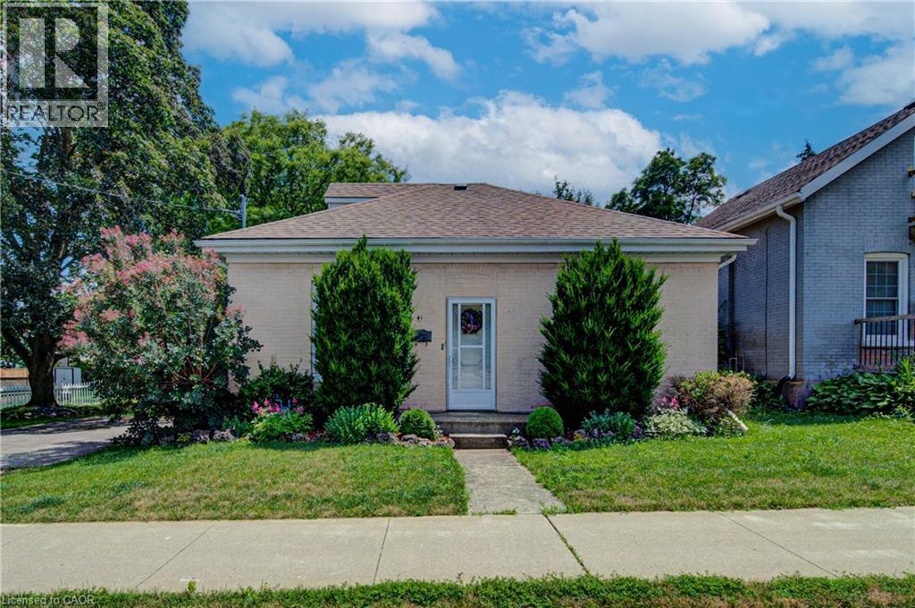 41 DUMFRIES Street, Cambridge, Ontario