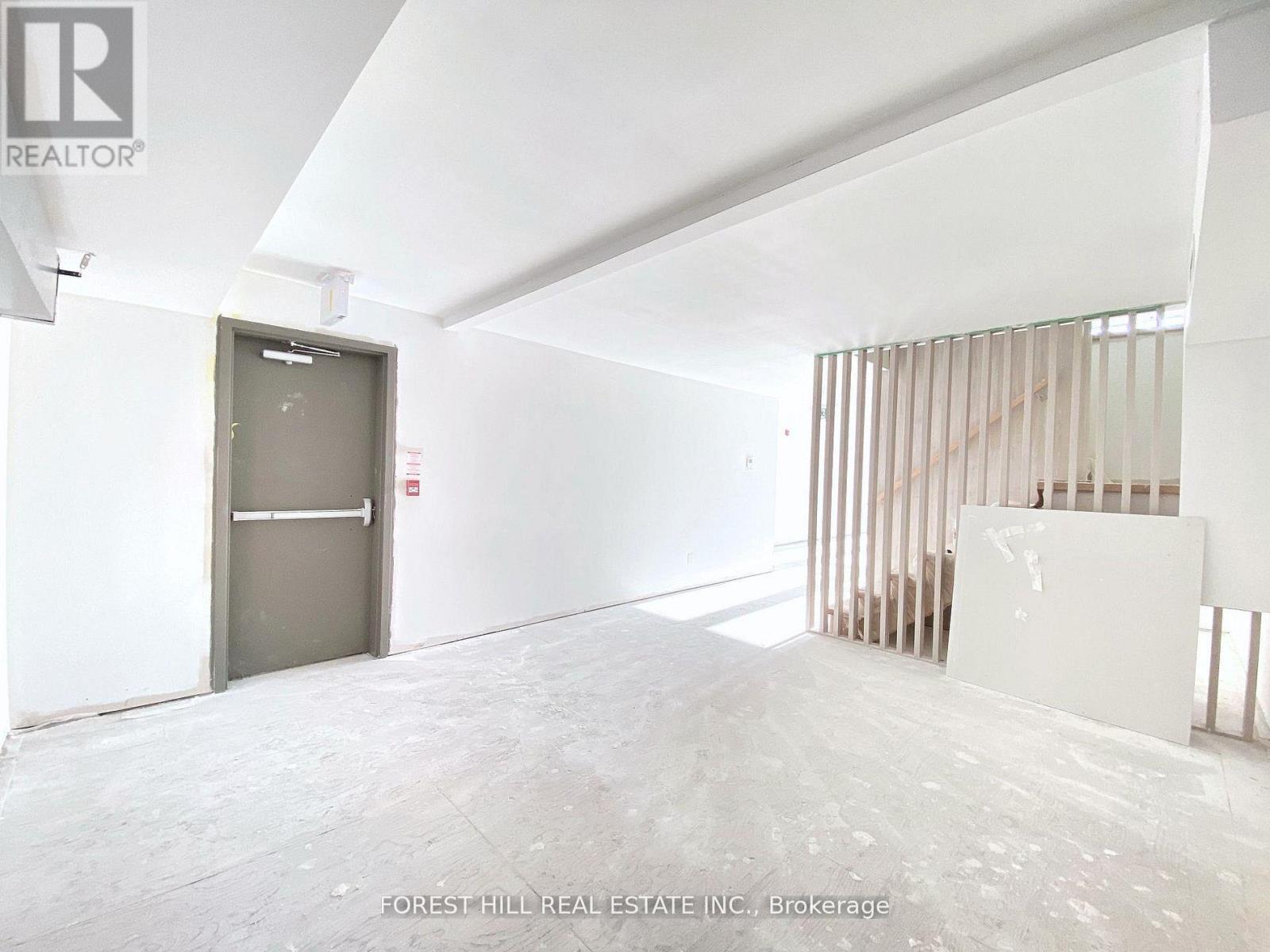 3 - 3429 Yonge Street, Toronto, Ontario  M4N 2N1 - Photo 12 - C13560734