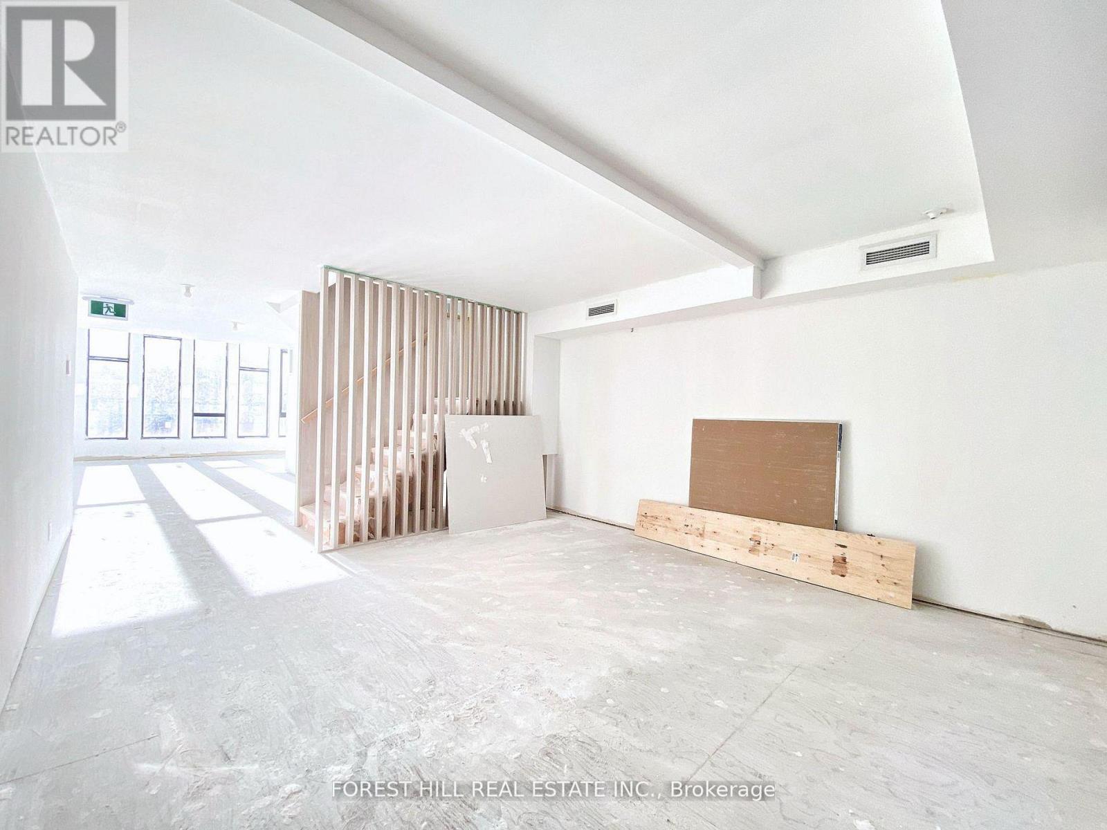 3 - 3429 Yonge Street, Toronto, Ontario  M4N 2N1 - Photo 11 - C13560734