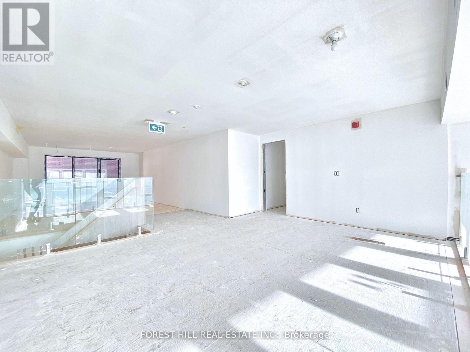 3 - 3429 Yonge Street, Toronto, Ontario  M4N 2N1 - Photo 17 - C13560734