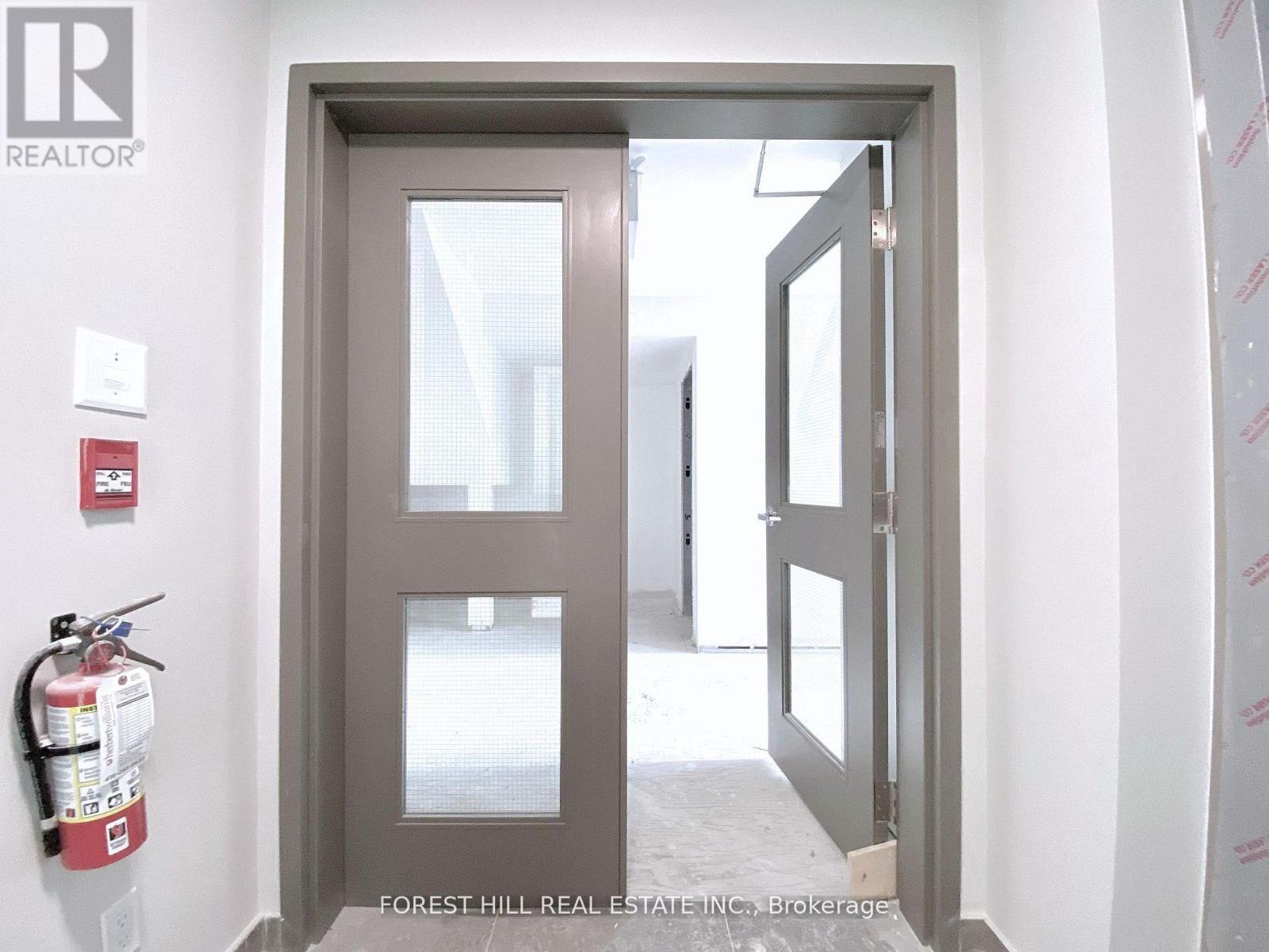 3 - 3429 Yonge Street, Toronto, Ontario  M4N 2N1 - Photo 20 - C13560734