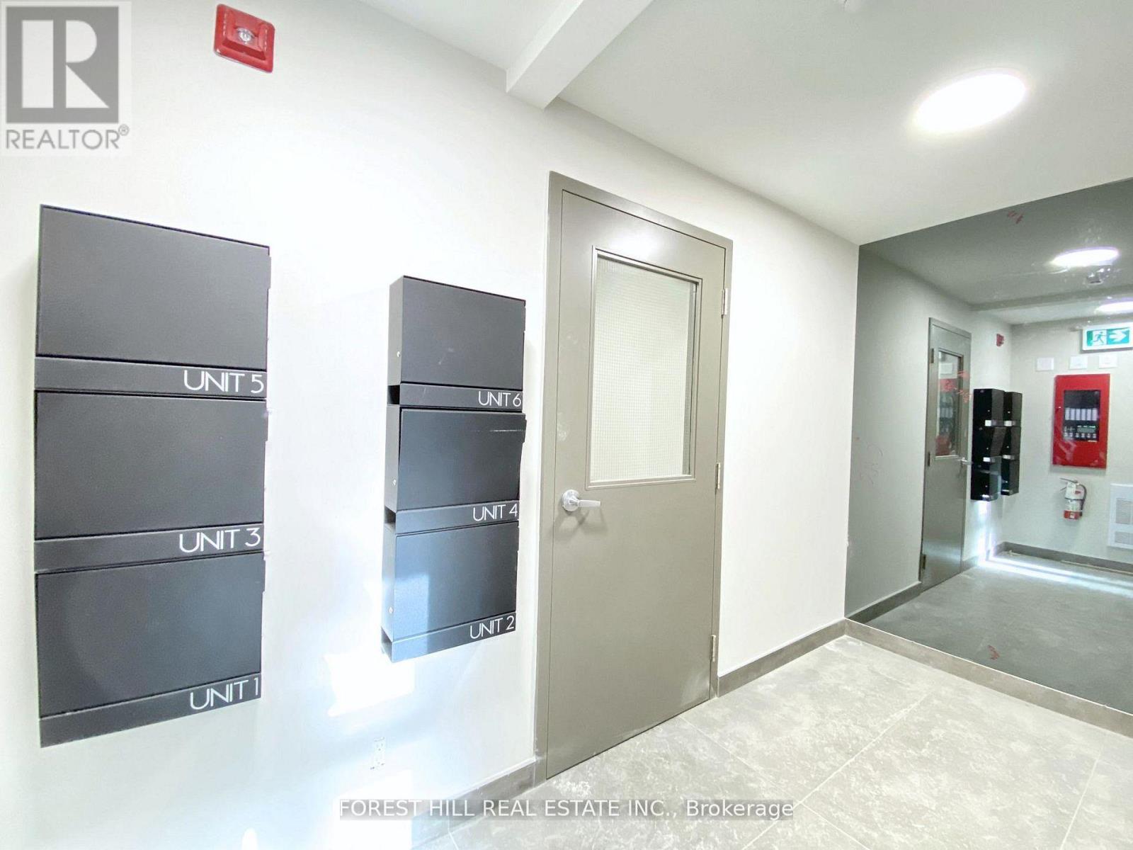 3 - 3429 Yonge Street, Toronto, Ontario  M4N 2N1 - Photo 6 - C13560734