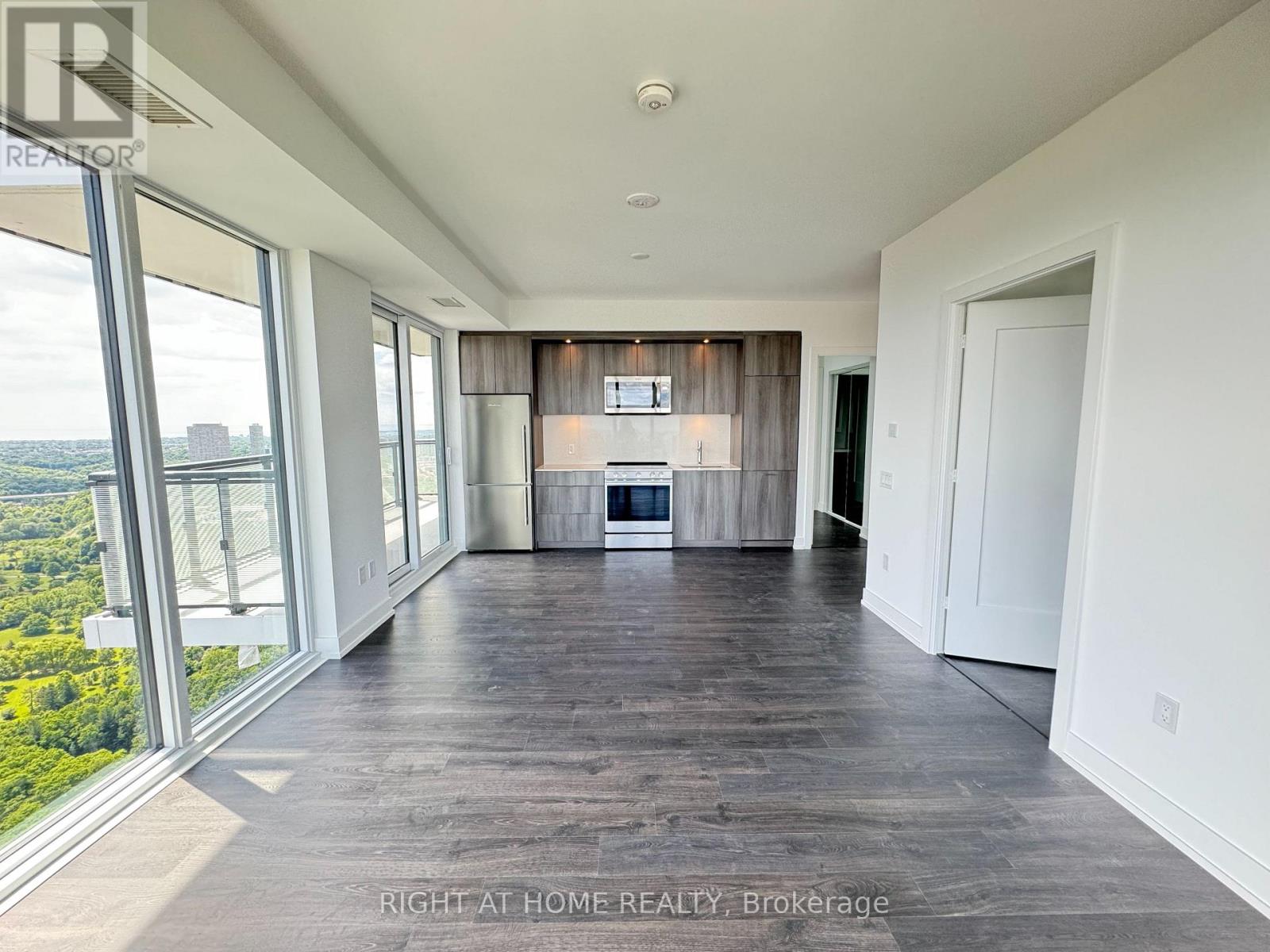4304 - 30 Inn On The Park Drive, Toronto, Ontario  M3C 0P8 - Photo 14 - C13561646