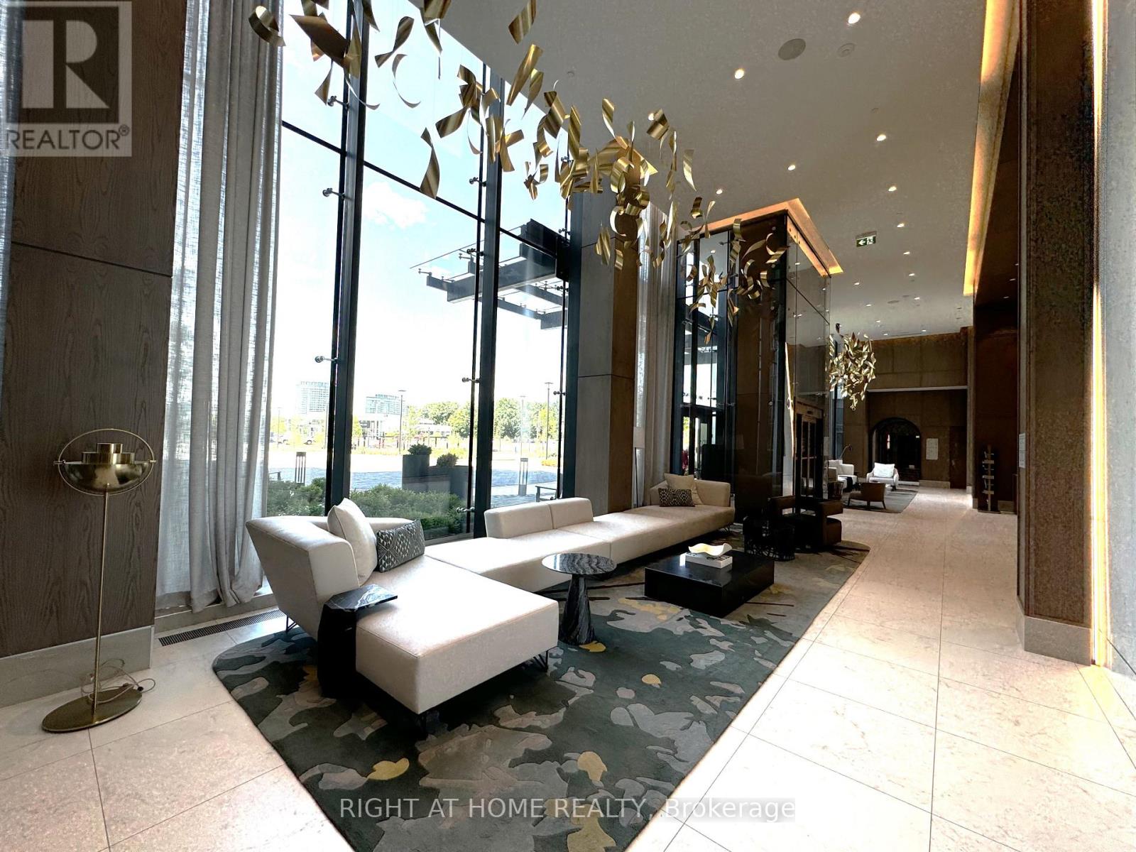 4304 - 30 Inn On The Park Drive, Toronto, Ontario  M3C 0P8 - Photo 3 - C13561646