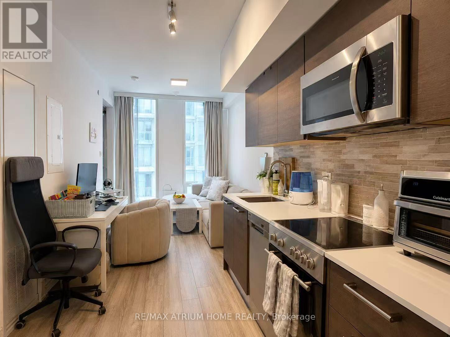 3105 - 28 Wellesley Street E, Toronto, Ontario M4Y 1G3 - Photo 3 - C13561912